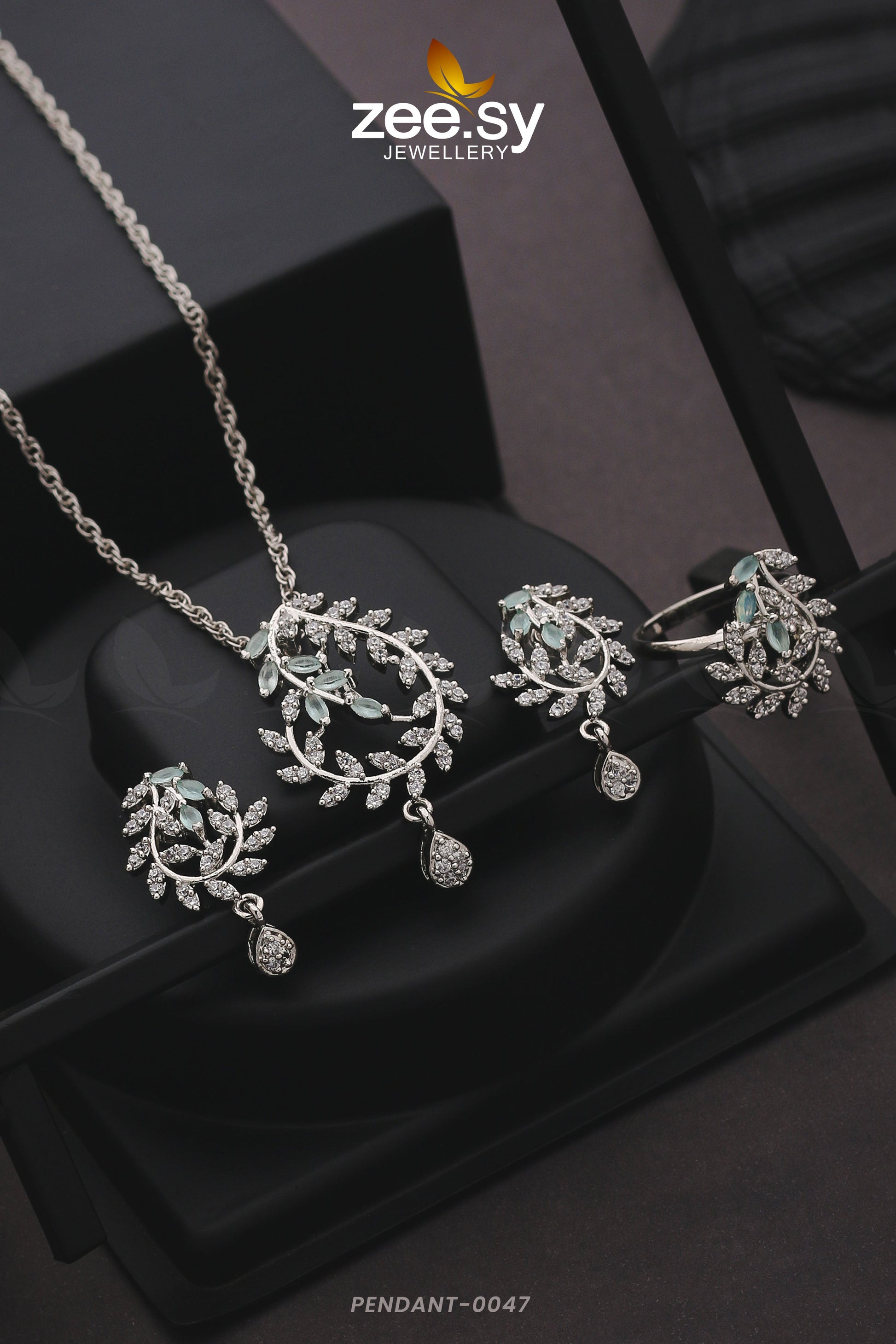Pendant-0047 - by - Libasekhas UK - Registered Vendor of : Zeesy - 100% Original Designer Dresss