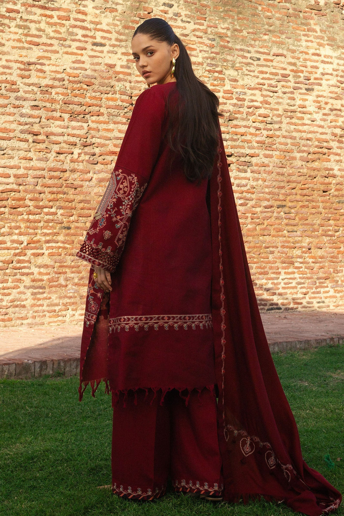 Zara Shahjahan | Winter 24 |  RAHA-D8 - by - Libasekhas UK - Registered Vendor of : Zara Shahjahan - 100% Original Designer Dresss