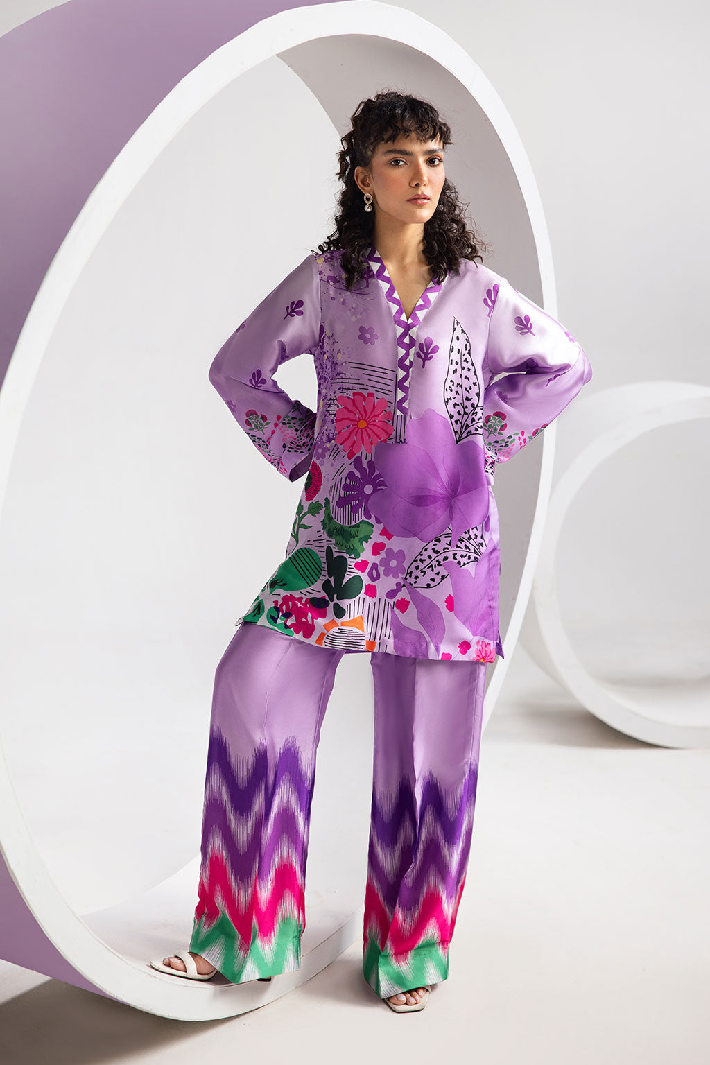 Afsanah | The Print Edit | MAJESTIC SERENE AP-107 - by - Libasekhas UK - Registered Vendor of : Afsanah - 100% Original Designer Dresss