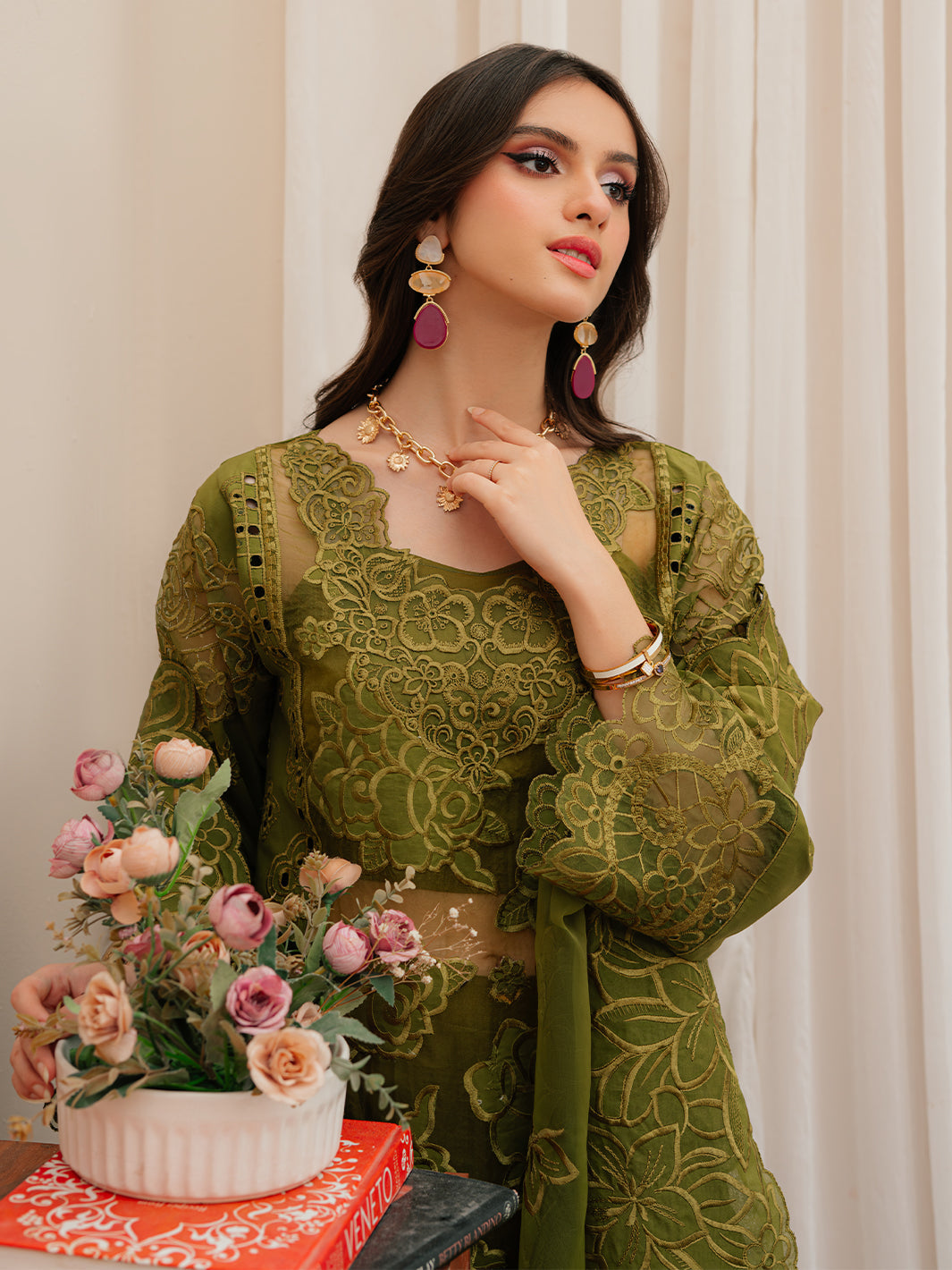 Mahnur | Allenura Luxury Lawn 24 | REVERIE - by - Libasekhas UK - Registered Vendor of : Mahnur - 100% Original Designer Dresss