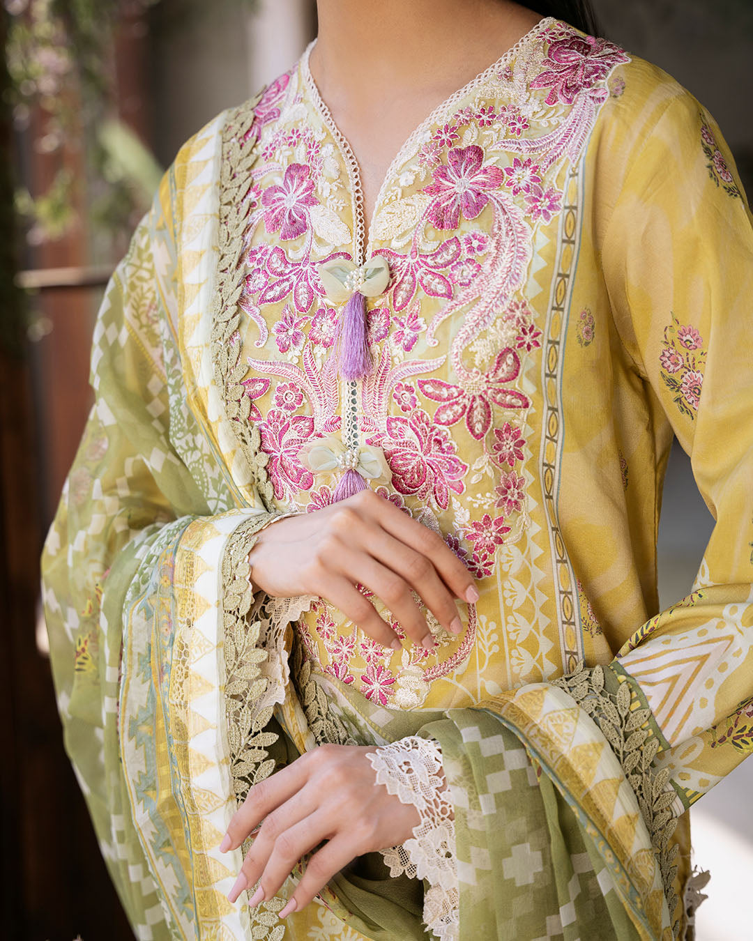 Roheenaz | Flora Printed Lawn | Mystique - by - Libasekhas UK - Registered Vendor of : Roheenaz - 100% Original Designer Dresss