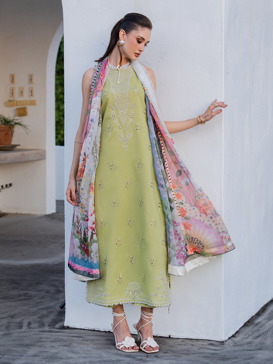 Izel | Dareen Luxury Lawn 26 | Ruhaab - by Libasekhas UK - Registered Vendor of : Izel - 100% Original Designer Dress