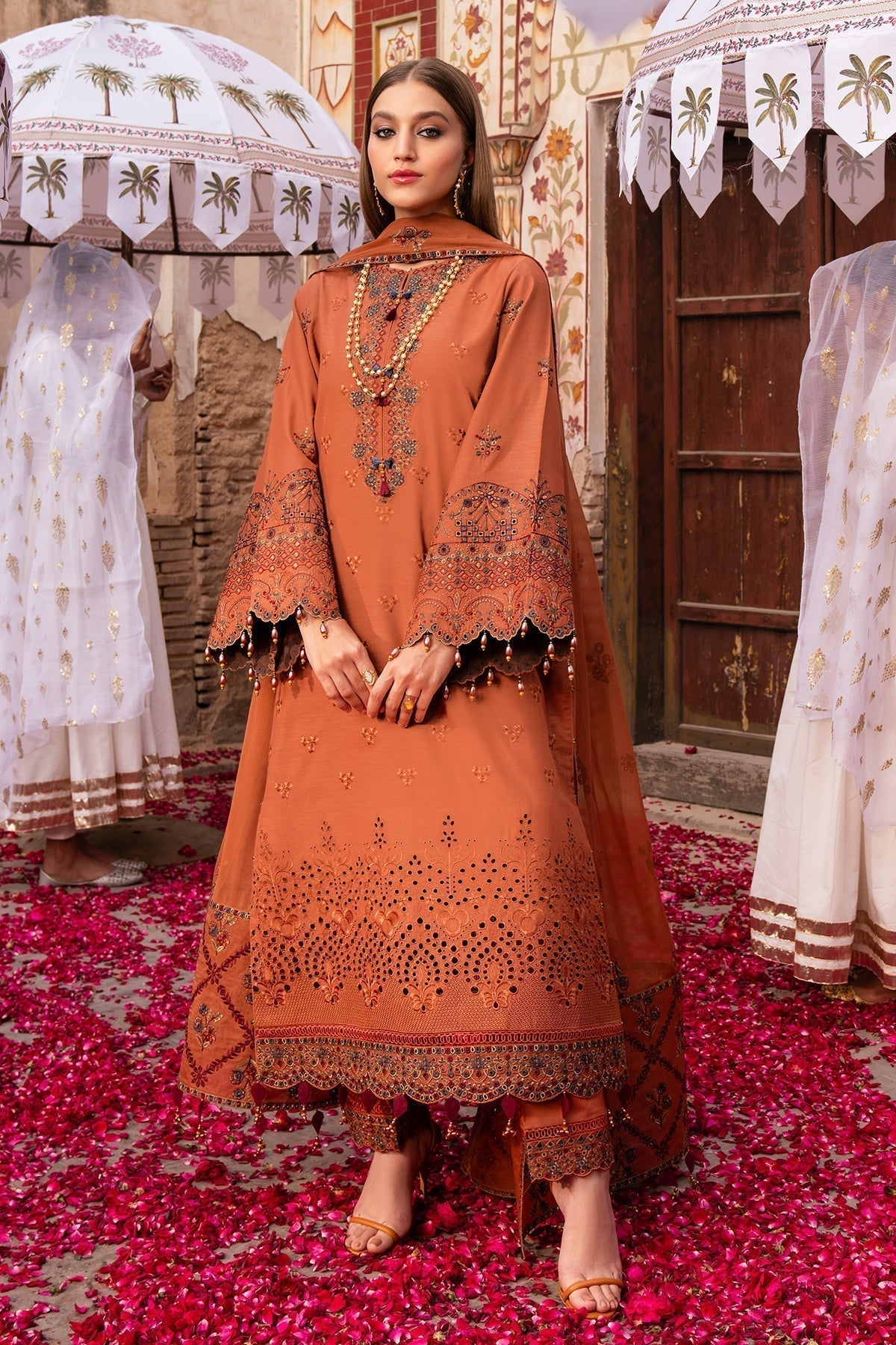 Alizeh | Rawayat Luxury Lawn 24 | Manat - by - Libasekhas UK - Registered Vendor of : Alizeh - 100% Original Designer Dresss