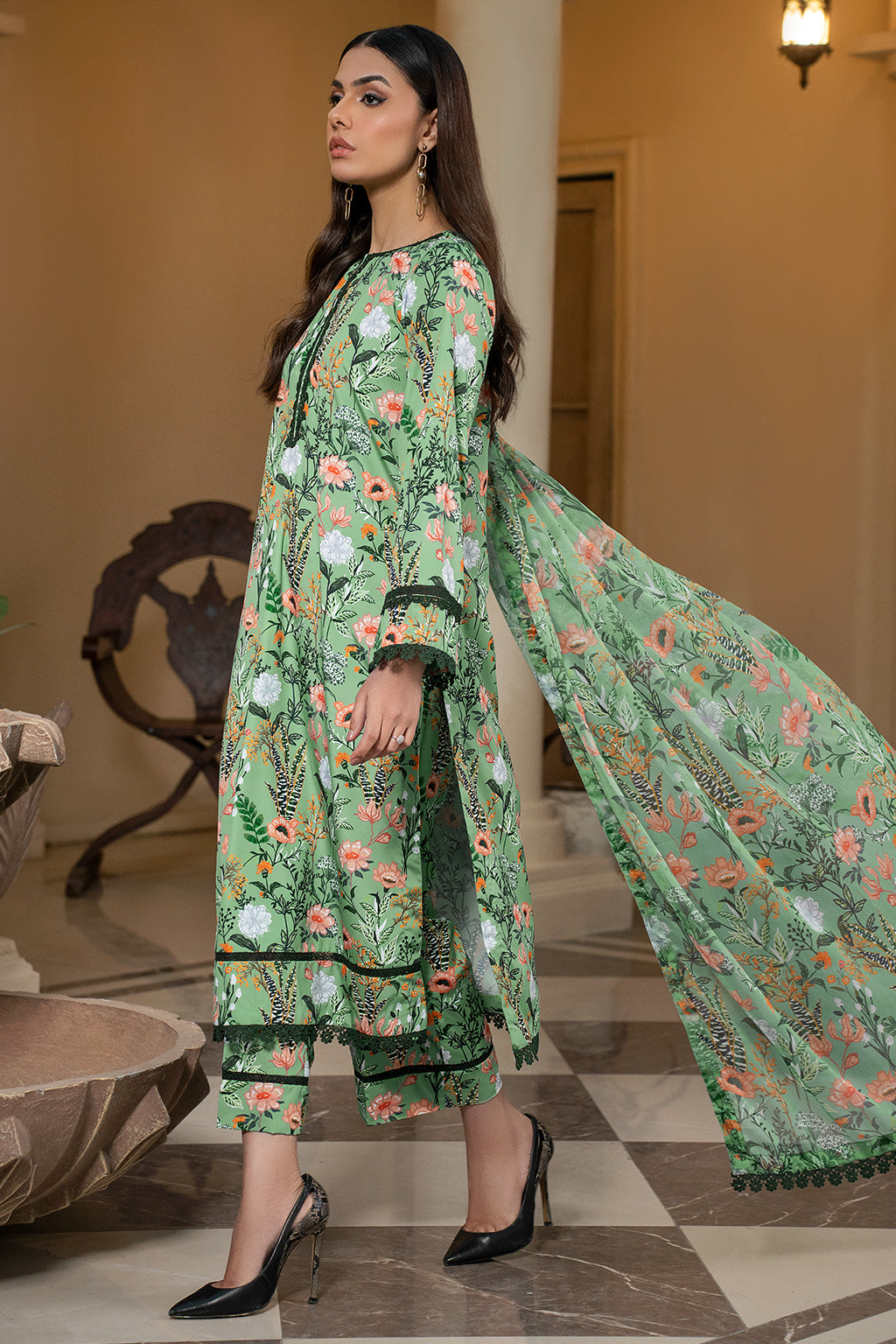 Zarif | Prints 24 | ZPR 04 DELILAH - by - Libasekhas UK - Registered Vendor of : Zarif - 100% Original Designer Dresss