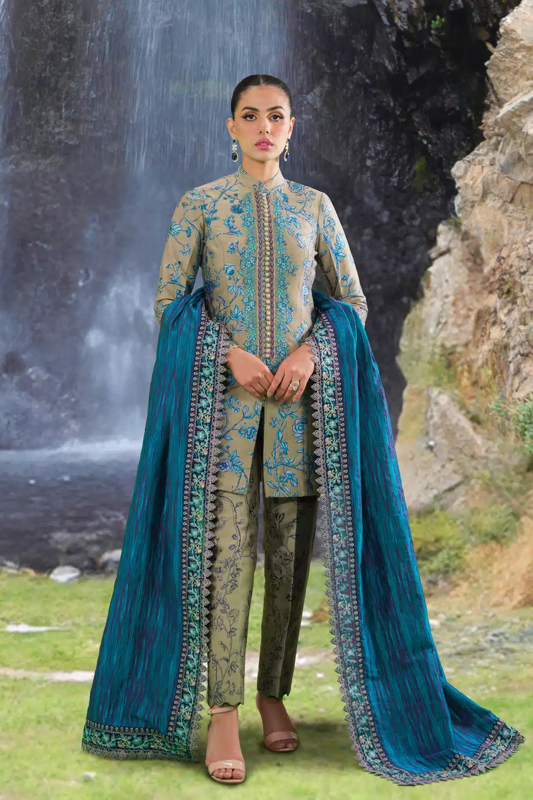Sable Vogue | Winter 23 | SWC-02-23 - by - Libasekhas UK - Registered Vendor of : Sable Vogue - 100% Original Designer Dresss