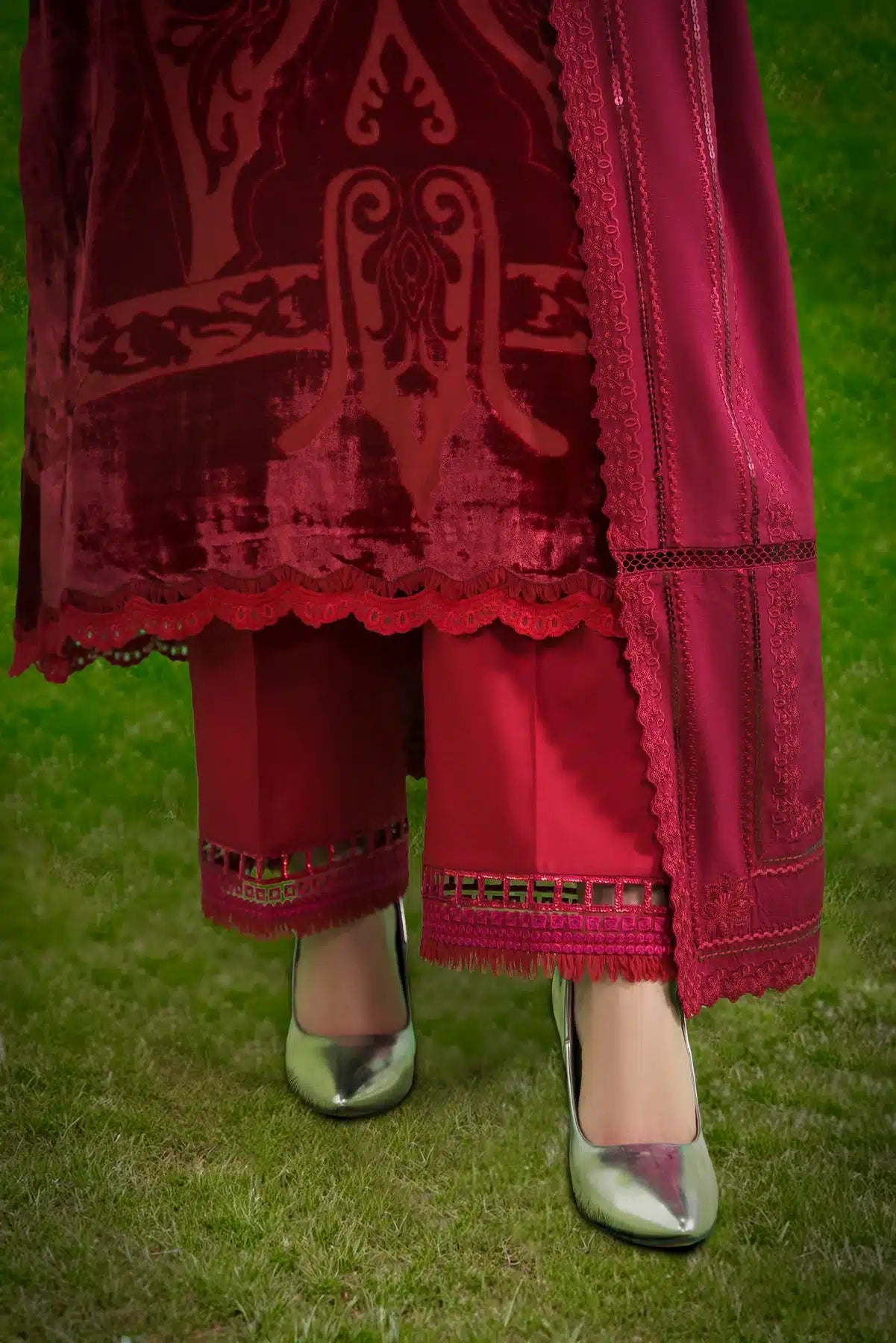 Sable Vogue | Winter 23 | 04 - by - Libasekhas UK - Registered Vendor of : Sable Vogue - 100% Original Designer Dresss
