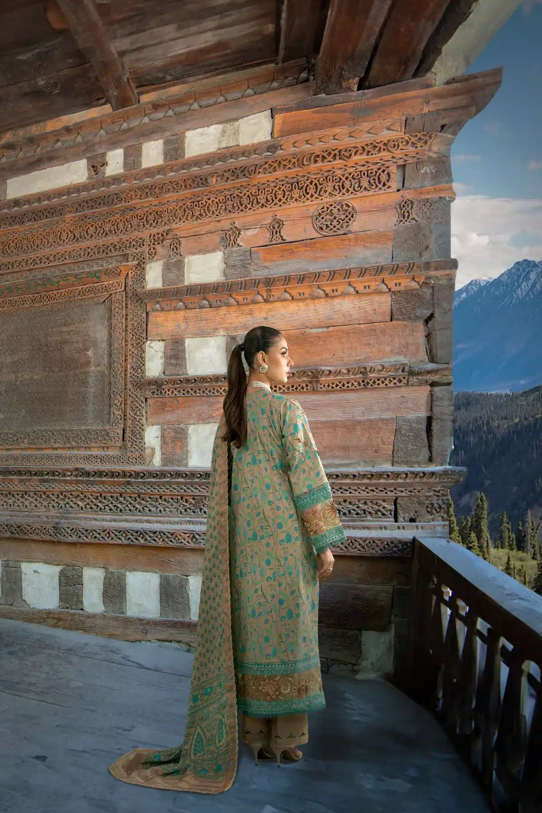 Sable Vogue | Winter 23 | SWC-10-23 - by - Libasekhas UK - Registered Vendor of : Sable Vogue - 100% Original Designer Dresss