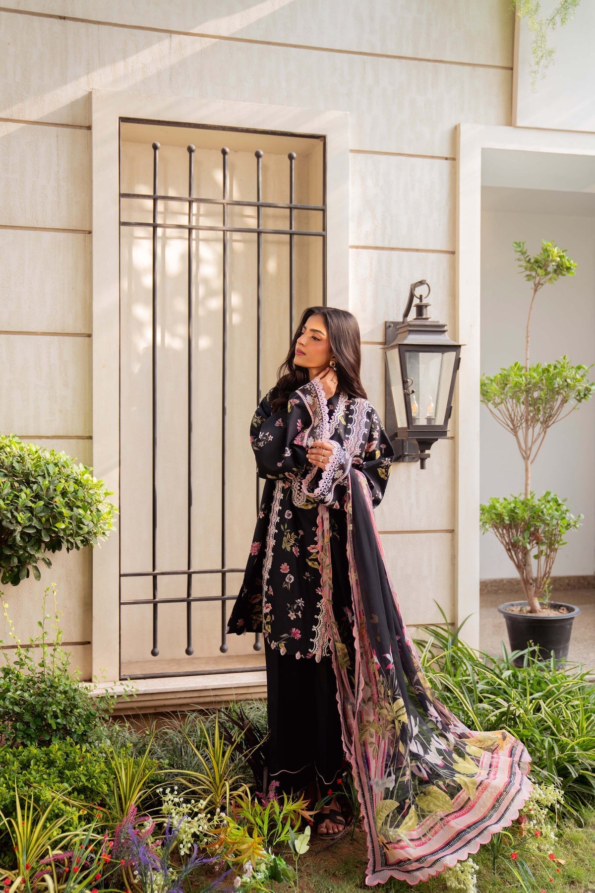 Sable Vogue | Lila Lawn 25 | SAL-01-25 - by - Libasekhas UK - Registered Vendor of : Sable Vogue - 100% Original Designer Dresss