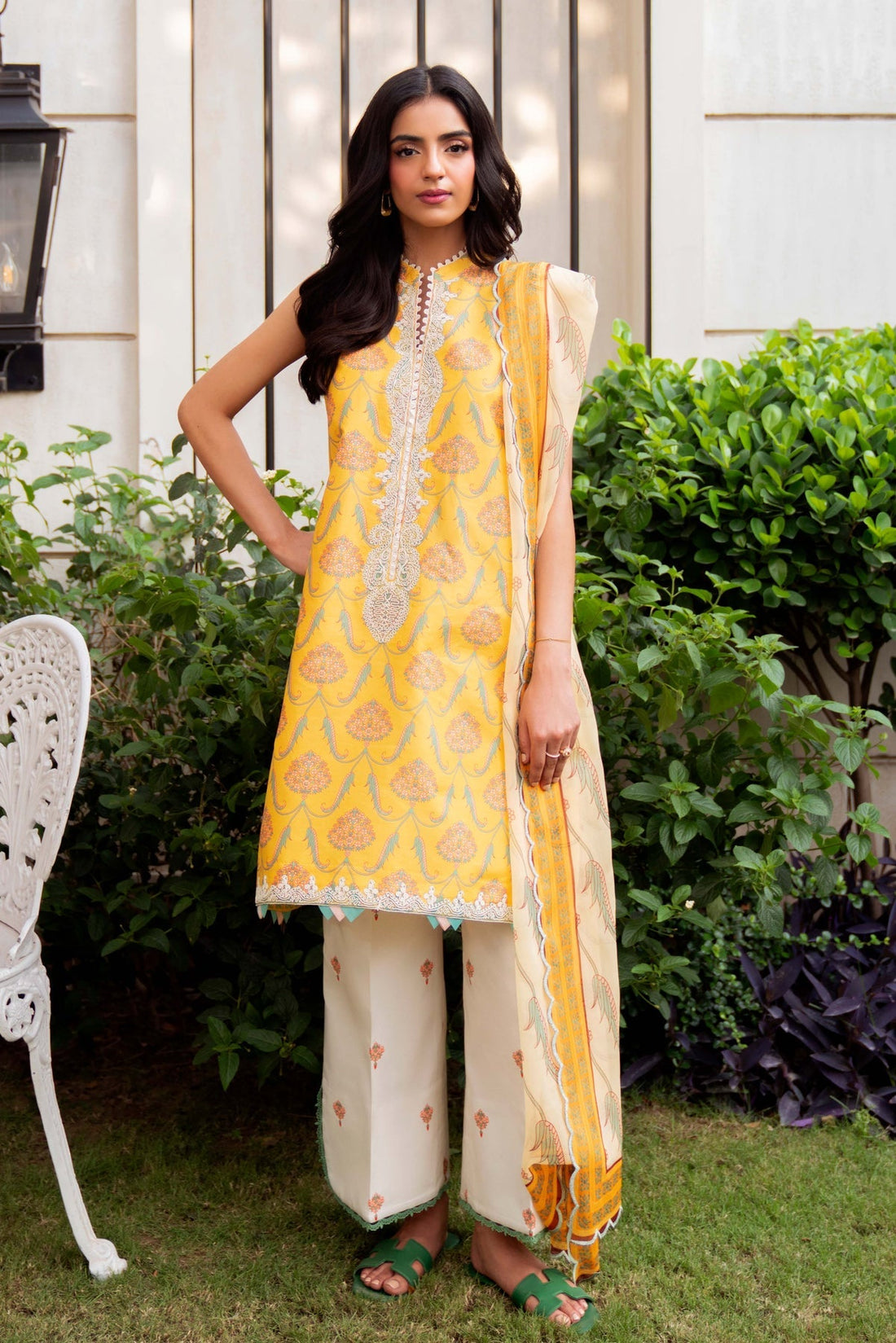 Sable Vogue | Lila Lawn 25 | SAL-08-25 - by - Libasekhas UK - Registered Vendor of : Sable Vogue - 100% Original Designer Dresss