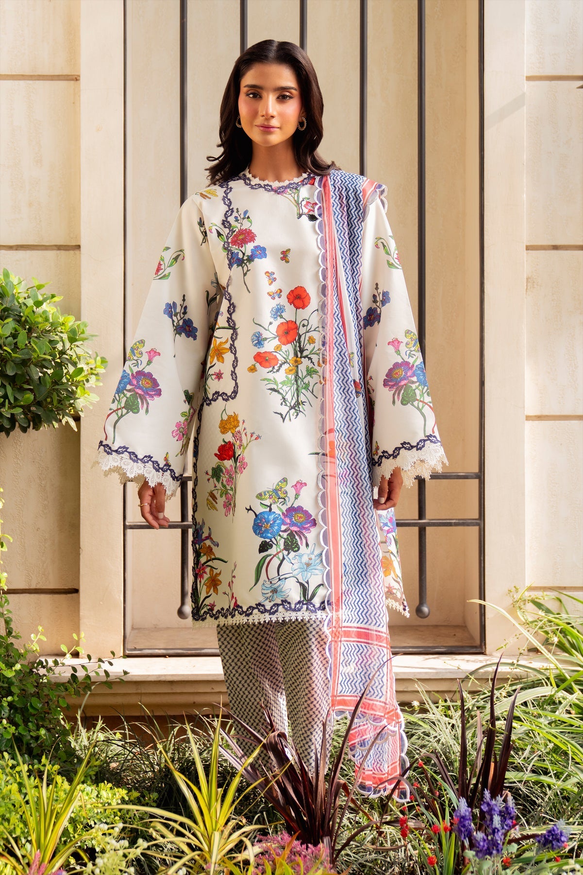 Sable Vogue | Lila Lawn 25 | SAL-11-25 - by - Libasekhas UK - Registered Vendor of : Sable Vogue - 100% Original Designer Dresss