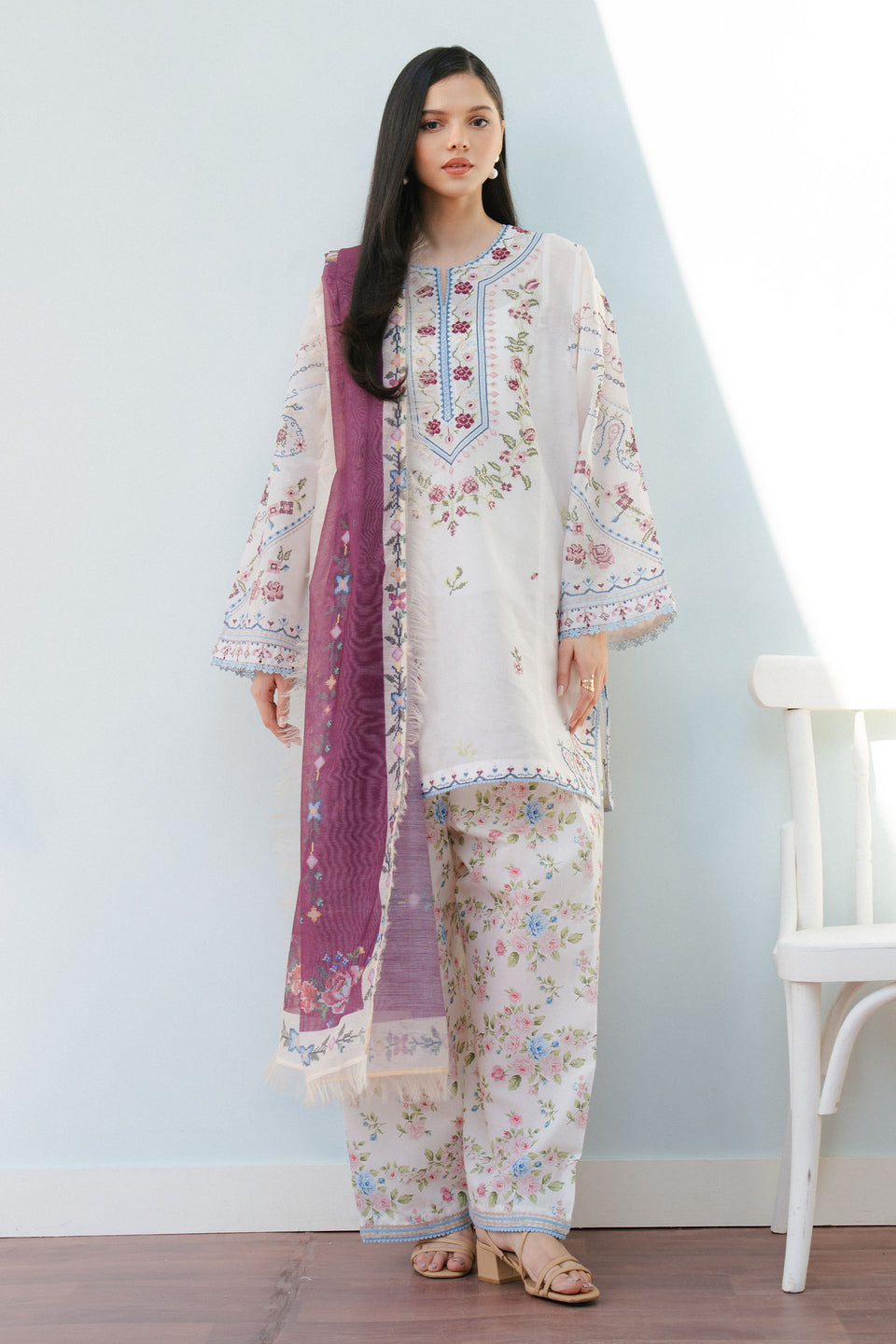 Zara Shahjahan | Coco Lawn 25 | SERENE-2B - by - Libasekhas UK - Registered Vendor of : Zara Shahjahan - 100% Original Designer Dresss