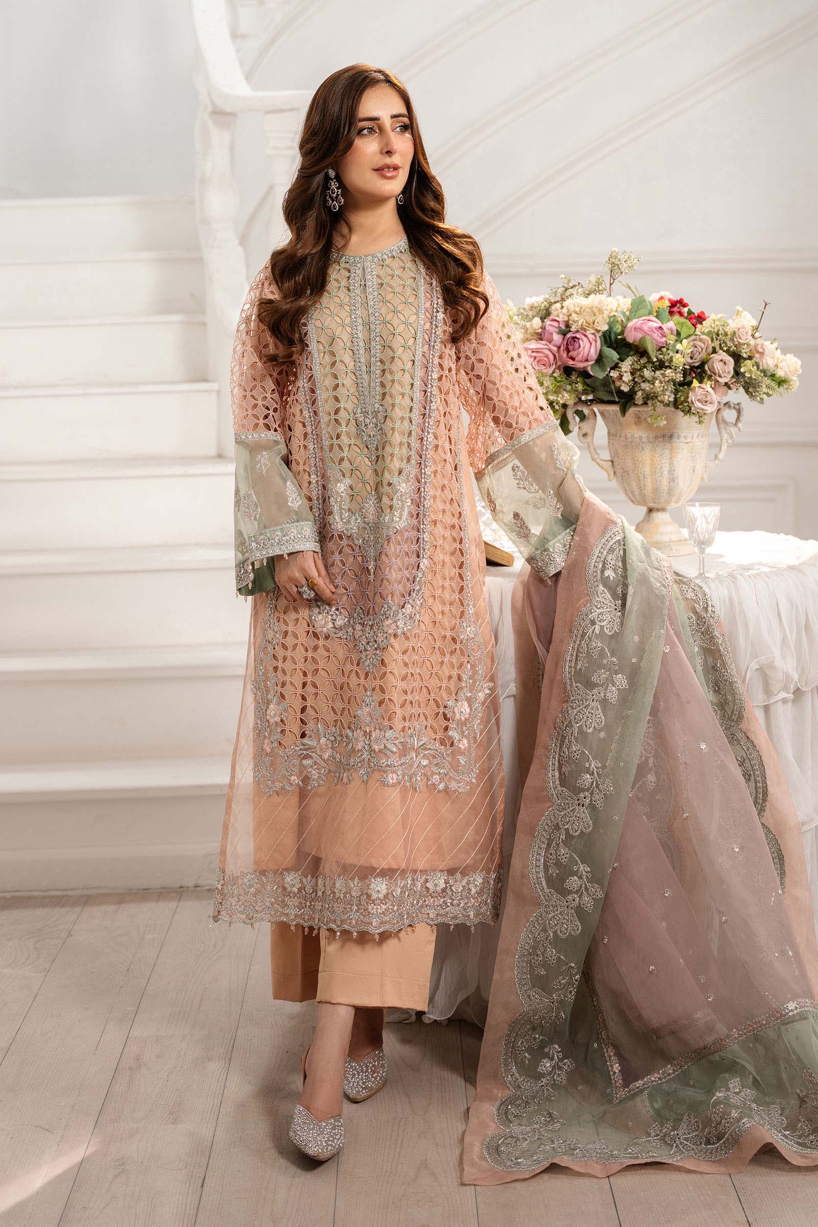 Maria B | Pre Fall 25 | Organza Suit 18 - by Libasekhas UK - Registered Vendor of : Maria B - 100% Original Designer Dress