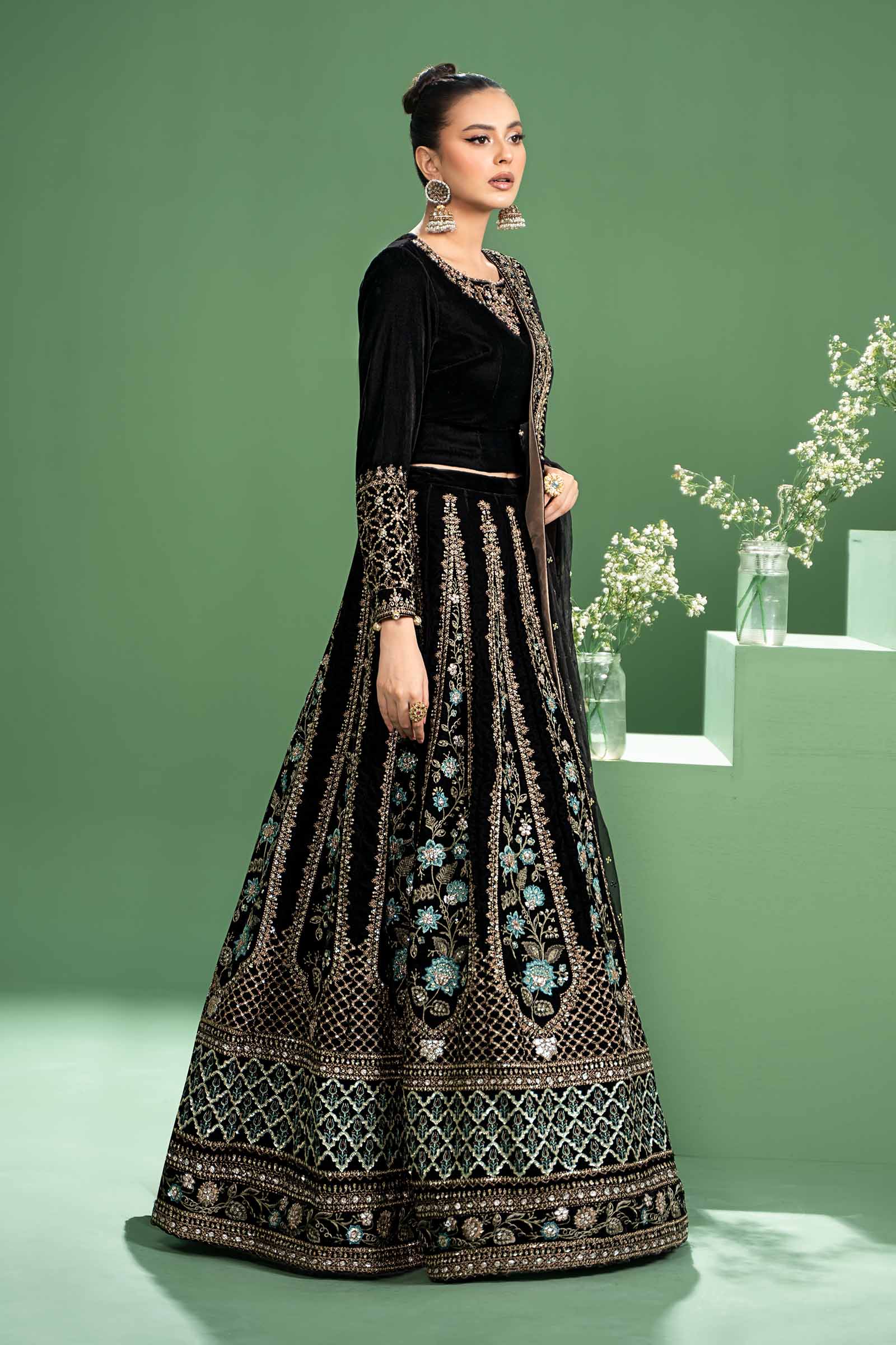 Maira B | Ready to Wear | SF-W24-17 - by - Libasekhas UK - Registered Vendor of : Maria B - 100% Original Designer Dresss