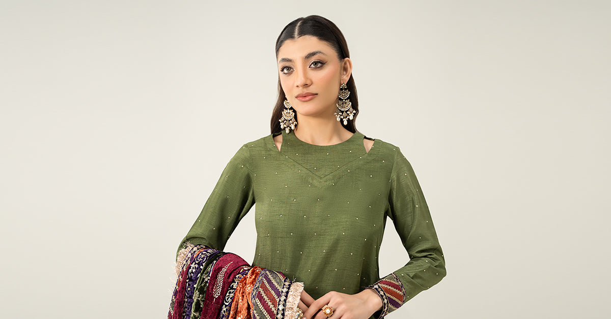 Maira B | Ready to Wear | SF-W24-30 - by - Libasekhas UK - Registered Vendor of : Maria B - 100% Original Designer Dresss
