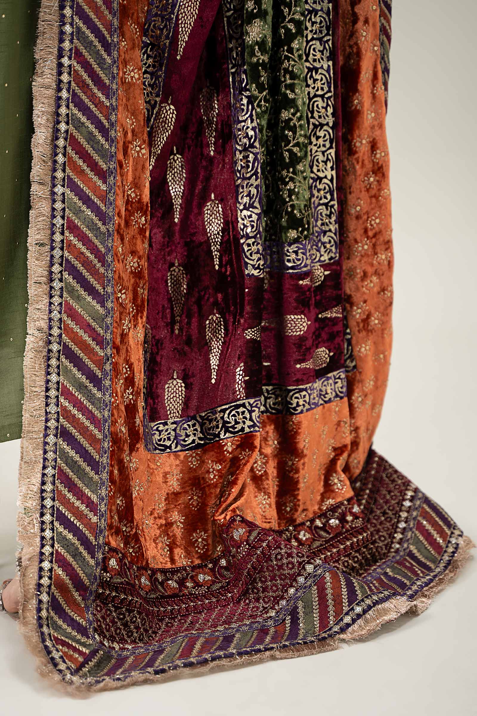 Maira B | Ready to Wear | SF-W24-30 - by - Libasekhas UK - Registered Vendor of : Maria B - 100% Original Designer Dresss
