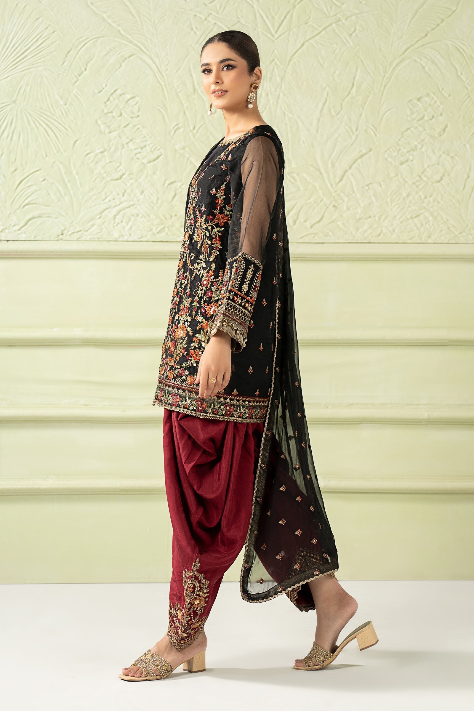 Maria b | Luxury Formal | SF-W25-56 - by Libasekhas UK - Registered Vendor of : Maria B - 100% Original Designer Dress