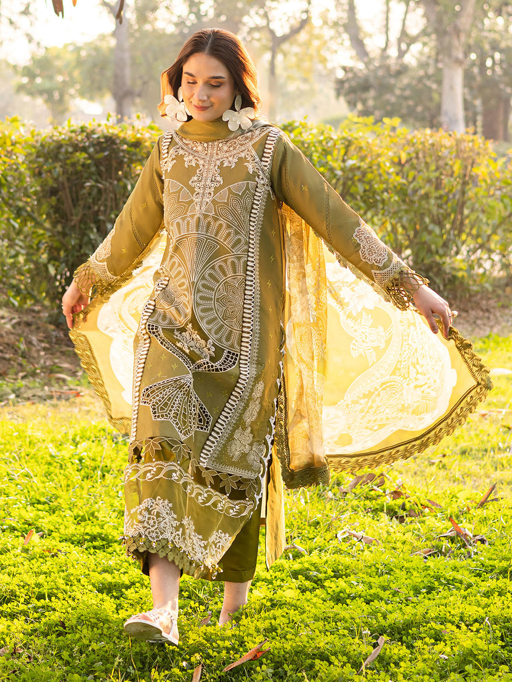 Parishay | Shangrila Luxury Lawn | SHR - 04 - by - Libasekhas UK - Registered Vendor of : Parishay - 100% Original Designer Dresss