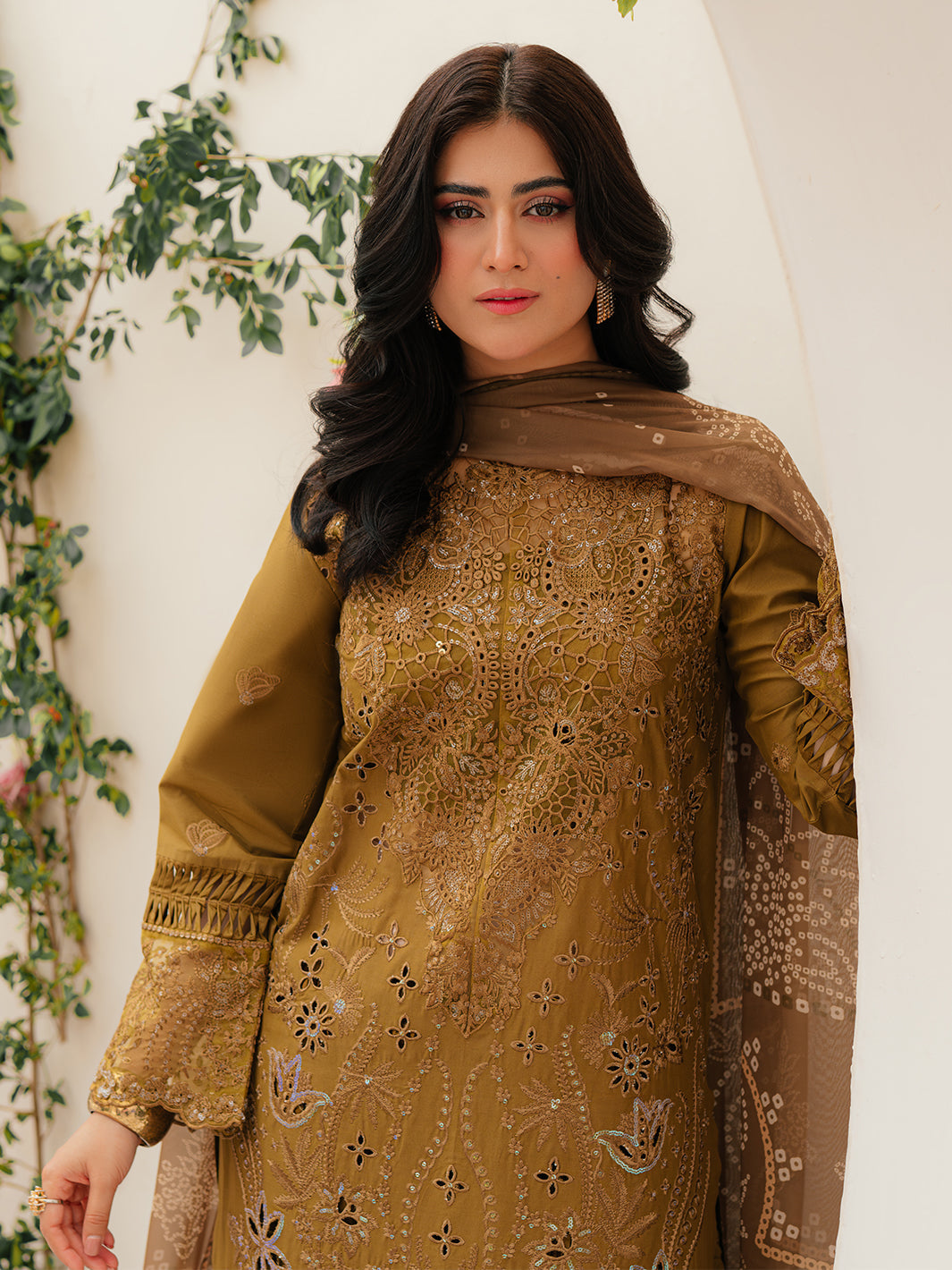 Mahnur | Allenura Luxury Lawn 24 | SIERRA - by - Libasekhas UK - Registered Vendor of : Mahnur - 100% Original Designer Dresss