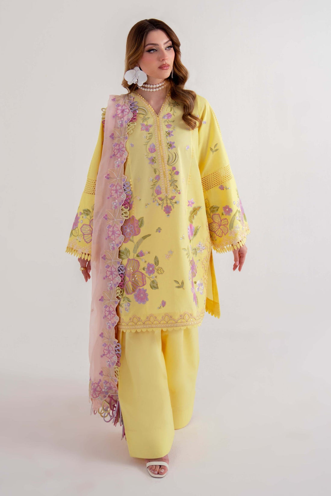 Sable Vogue | Luxury Lawn 25 | SL-01-25-V2 - by - Libasekhas UK - Registered Vendor of : Sable Vogue - 100% Original Designer Dresss