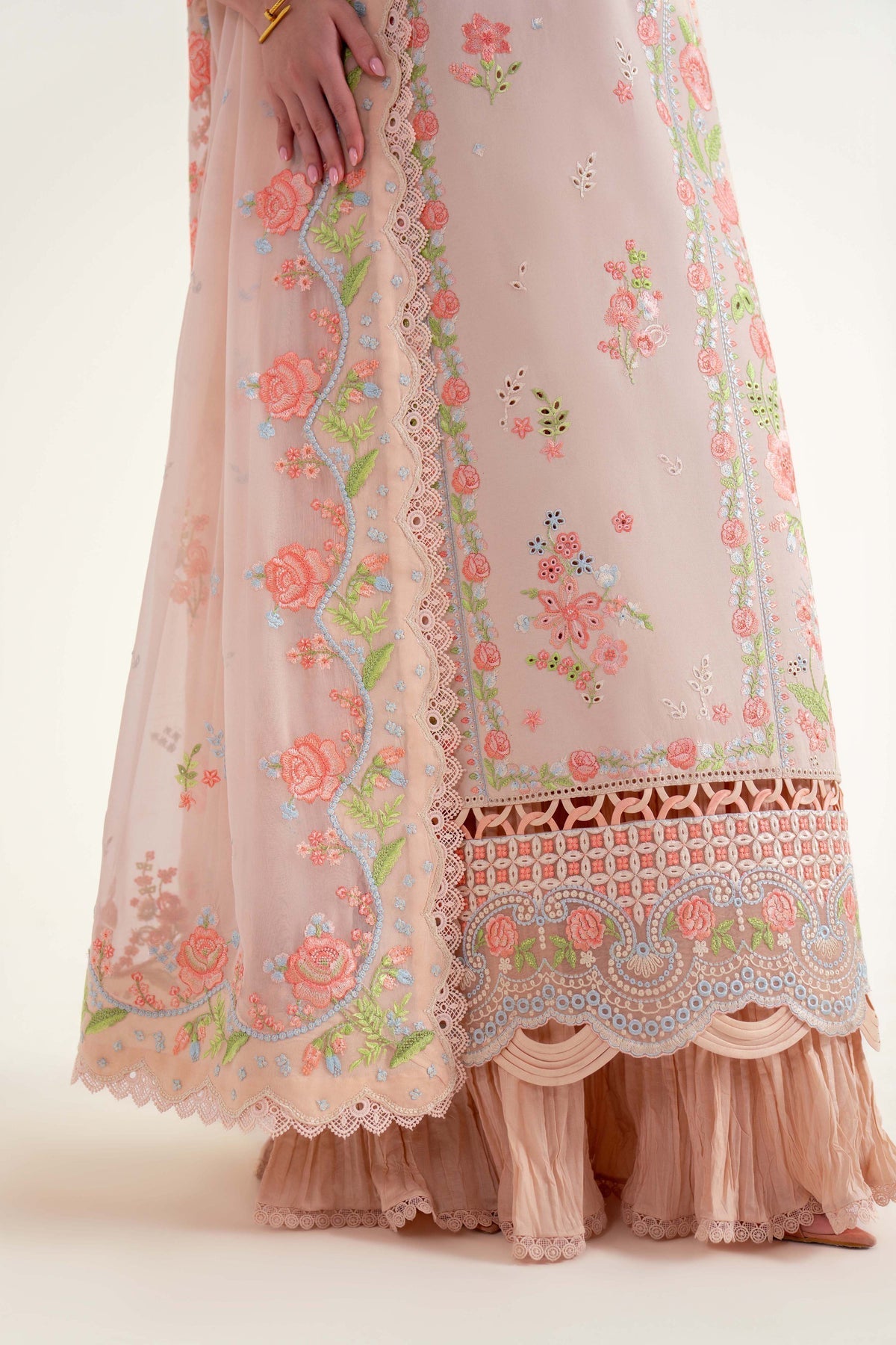 Sable Vogue | Luxury Lawn 25 | SL-03-25-V2 - by - Libasekhas UK - Registered Vendor of : Sable Vogue - 100% Original Designer Dresss