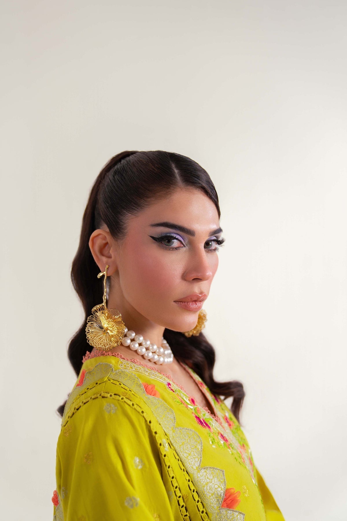 Sable Vogue | Luxury Lawn 25 | SL-04-25-V2 - by - Libasekhas UK - Registered Vendor of : Sable Vogue - 100% Original Designer Dresss
