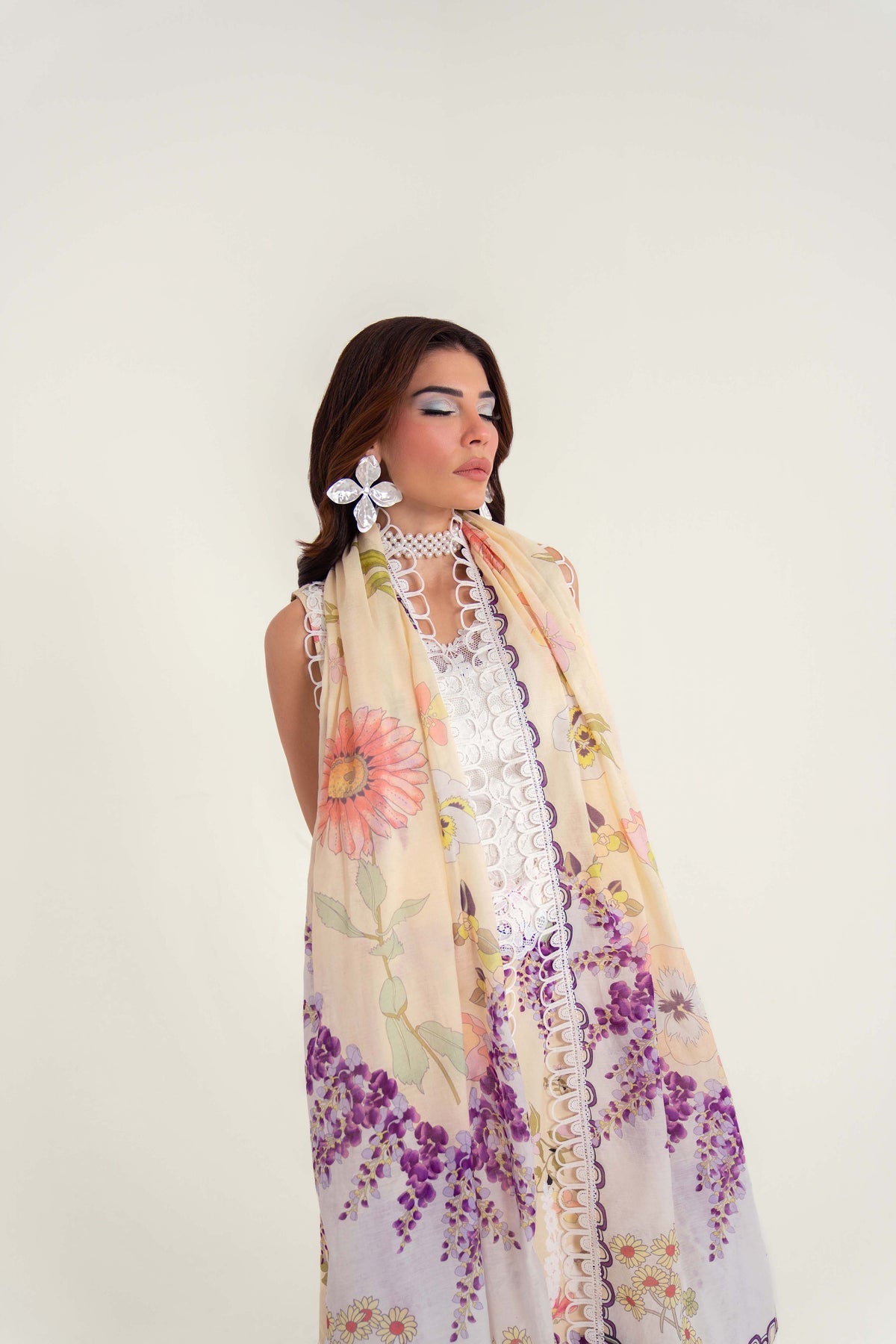 Sable Vogue | Luxury Lawn 25 | SL-05-25-V2 - by - Libasekhas UK - Registered Vendor of : Sable Vogue - 100% Original Designer Dresss