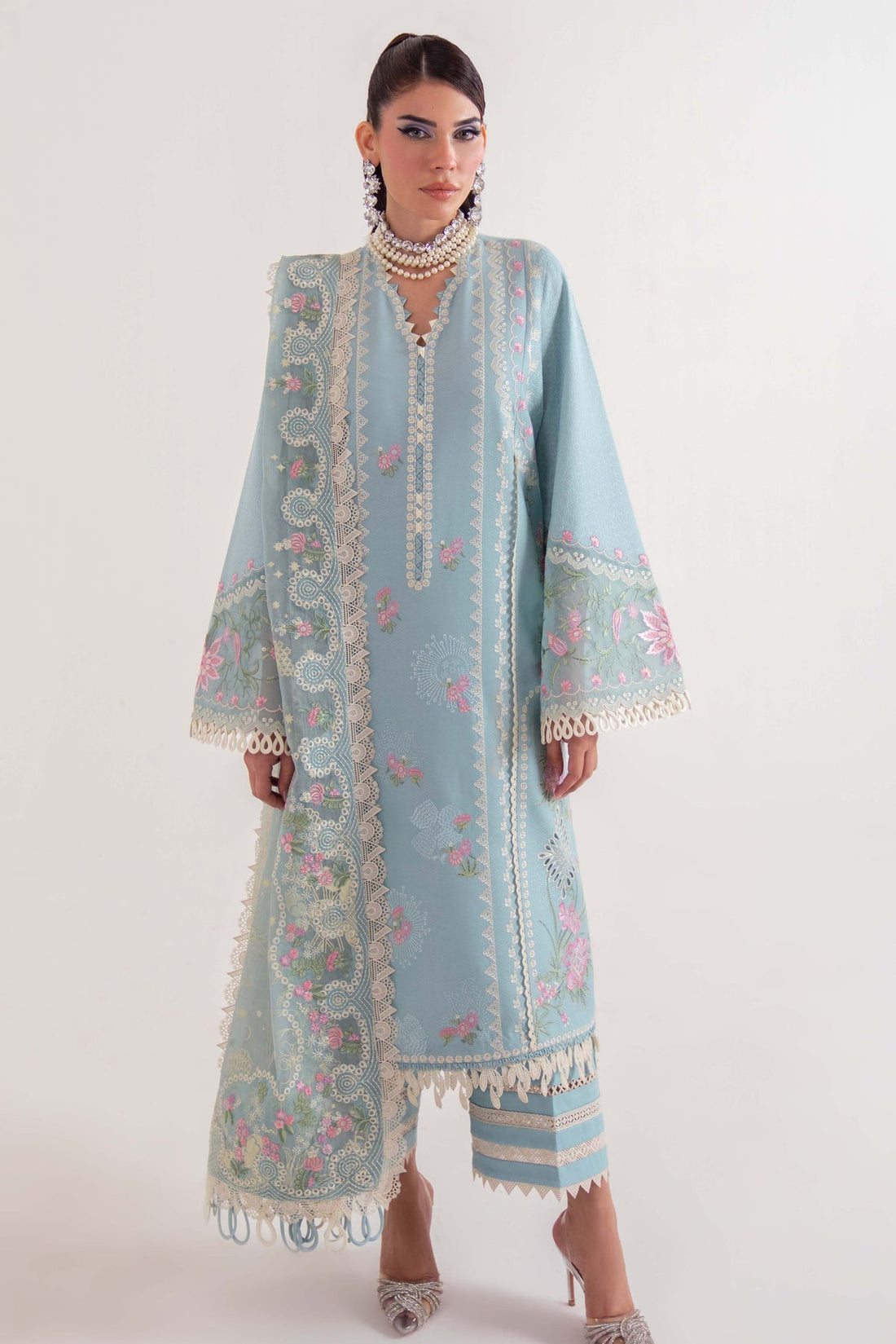 Sable Vogue | Luxury Lawn 25 | SL-06-25-V2 - by - Libasekhas UK - Registered Vendor of : Sable Vogue - 100% Original Designer Dresss