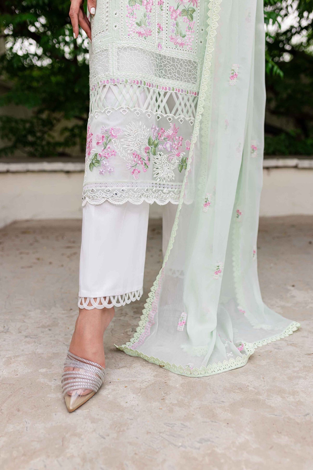 Sable Vogue | Shiree Lawn 24 | Mint Garden - by - Libasekhas UK - Registered Vendor of : Sable Vogue - 100% Original Designer Dresss