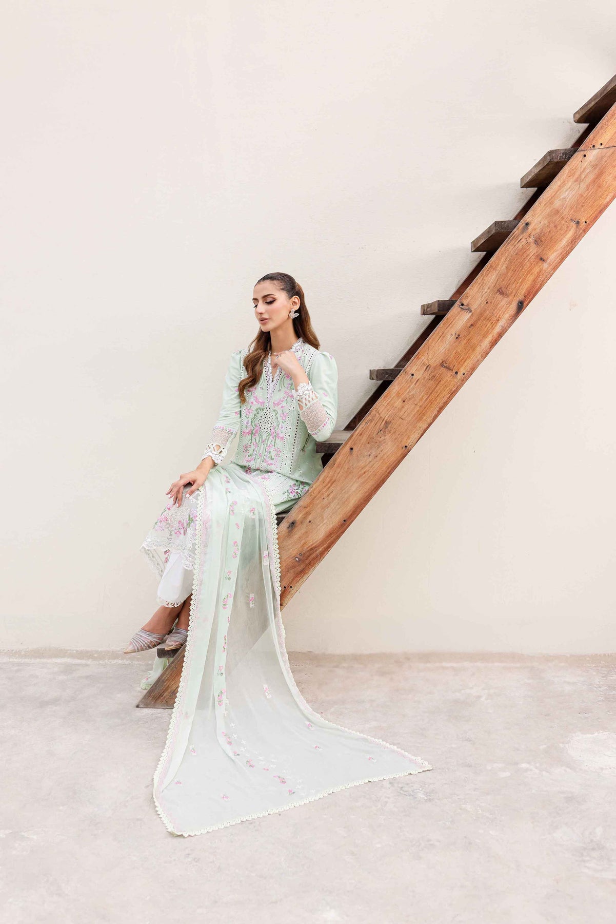 Sable Vogue | Shiree Lawn 24 | Mint Garden - by - Libasekhas UK - Registered Vendor of : Sable Vogue - 100% Original Designer Dresss