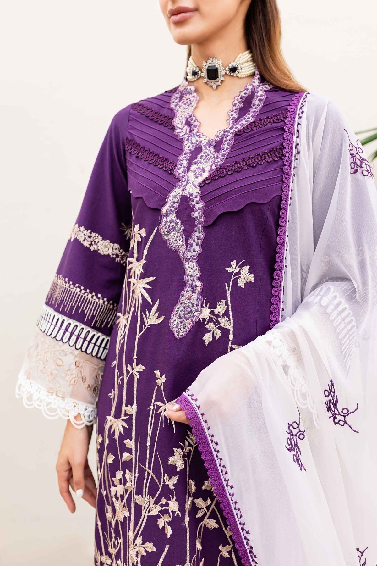 Sable Vogue | Shiree Lawn 24 | Plum Orchid - by - Libasekhas UK - Registered Vendor of : Sable Vogue - 100% Original Designer Dresss