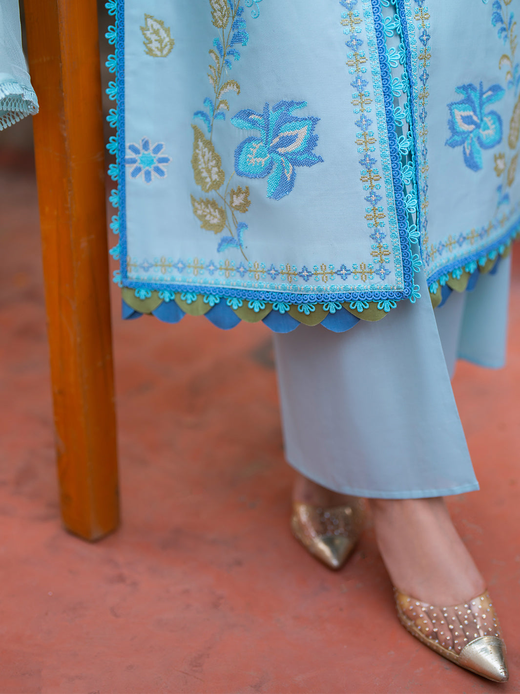 Mahnur | Satrangi Lawn 26 | ST-02 - by Libasekhas UK - Registered Vendor of : Mahnur - 100% Original Designer Dress
