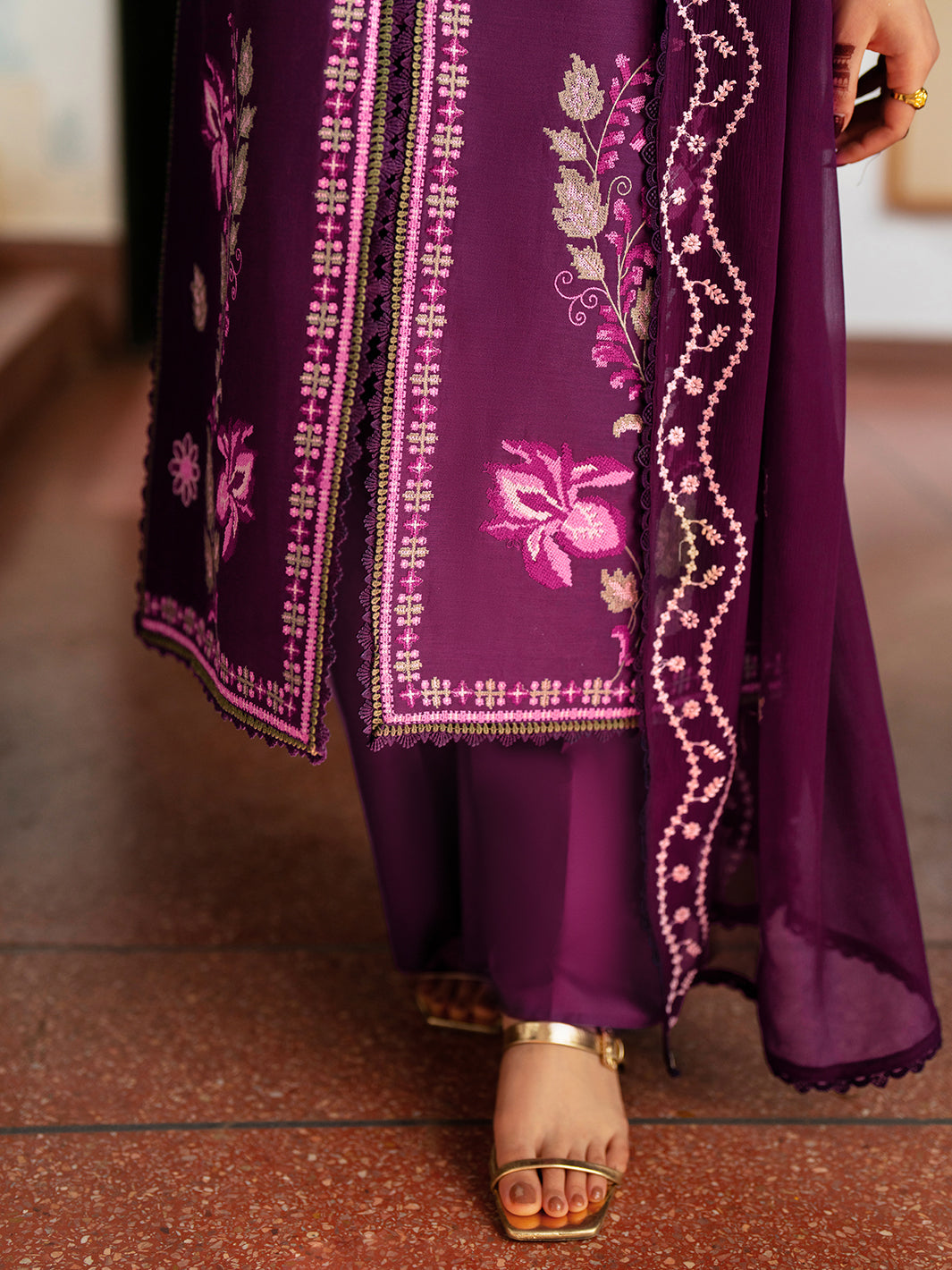 Mahnur | Satrangi Lawn 26 | ST-04 - by Libasekhas UK - Registered Vendor of : Mahnur - 100% Original Designer Dress