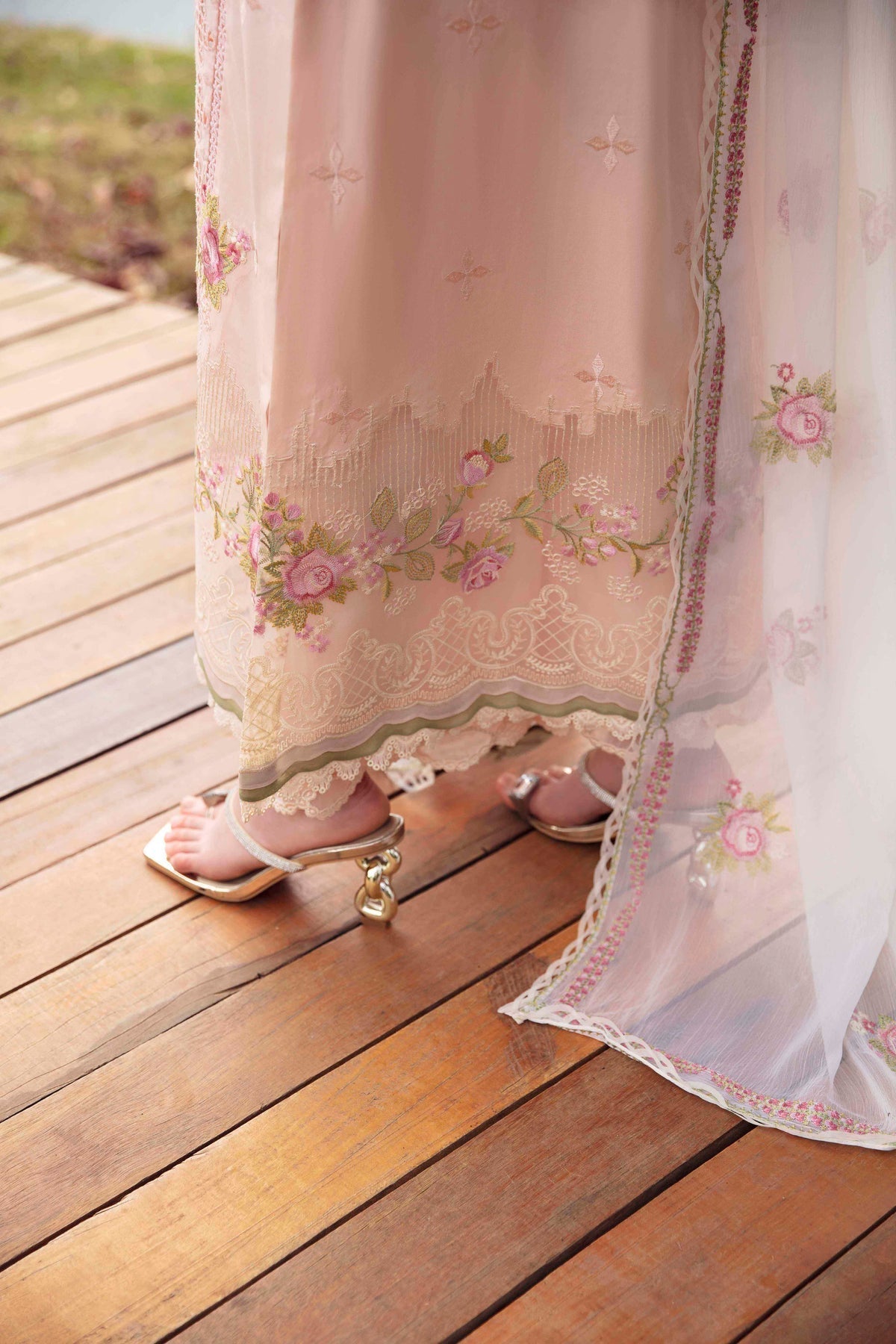 Sable Vogue | Luxury Lawn 24 | Asmara - by - Libasekhas UK - Registered Vendor of : Sable Vogue - 100% Original Designer Dresss