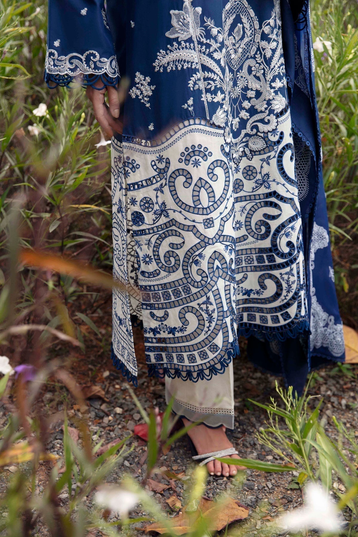 Sable Vogue | Luxury Lawn 24 | Afina - by - Libasekhas UK - Registered Vendor of : Sable Vogue - 100% Original Designer Dresss