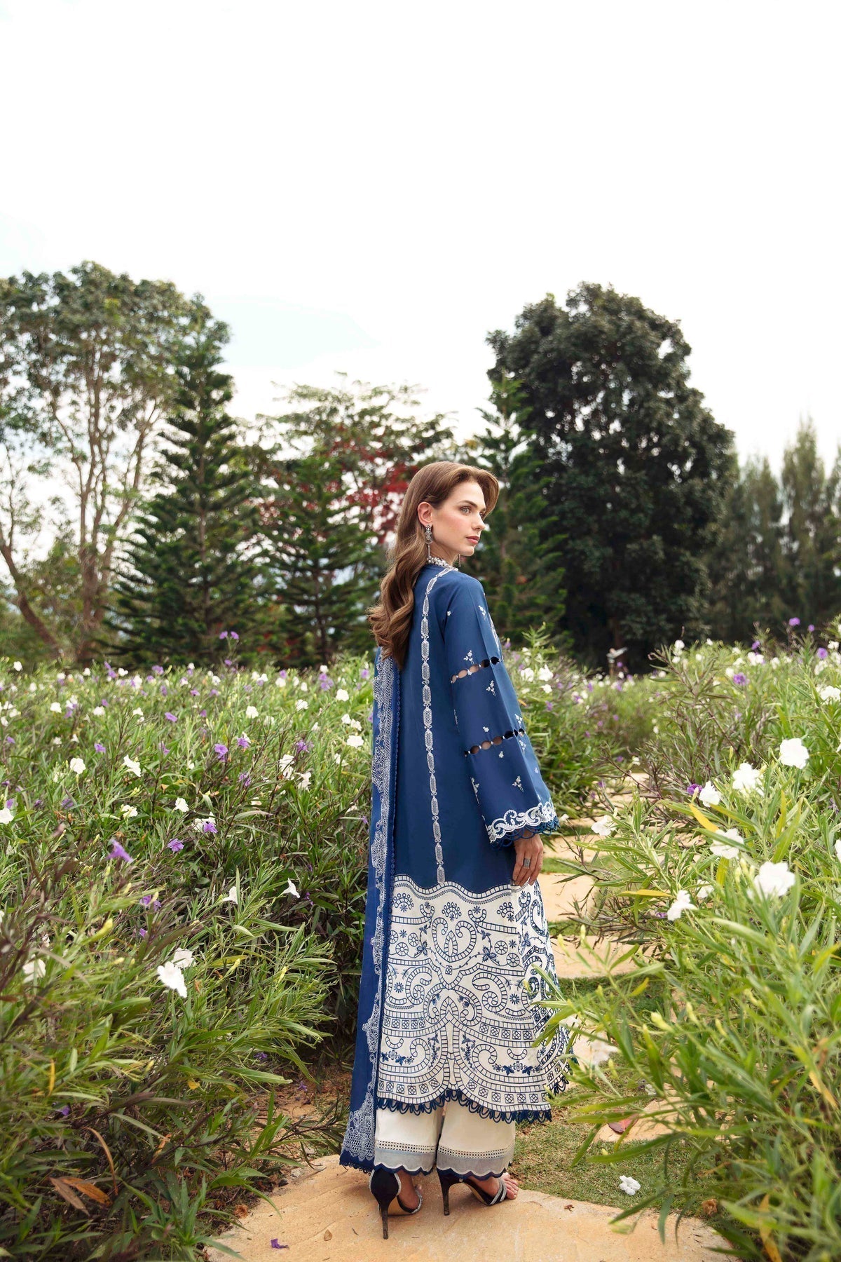 Sable Vogue | Luxury Lawn 24 | Afina - by - Libasekhas UK - Registered Vendor of : Sable Vogue - 100% Original Designer Dresss