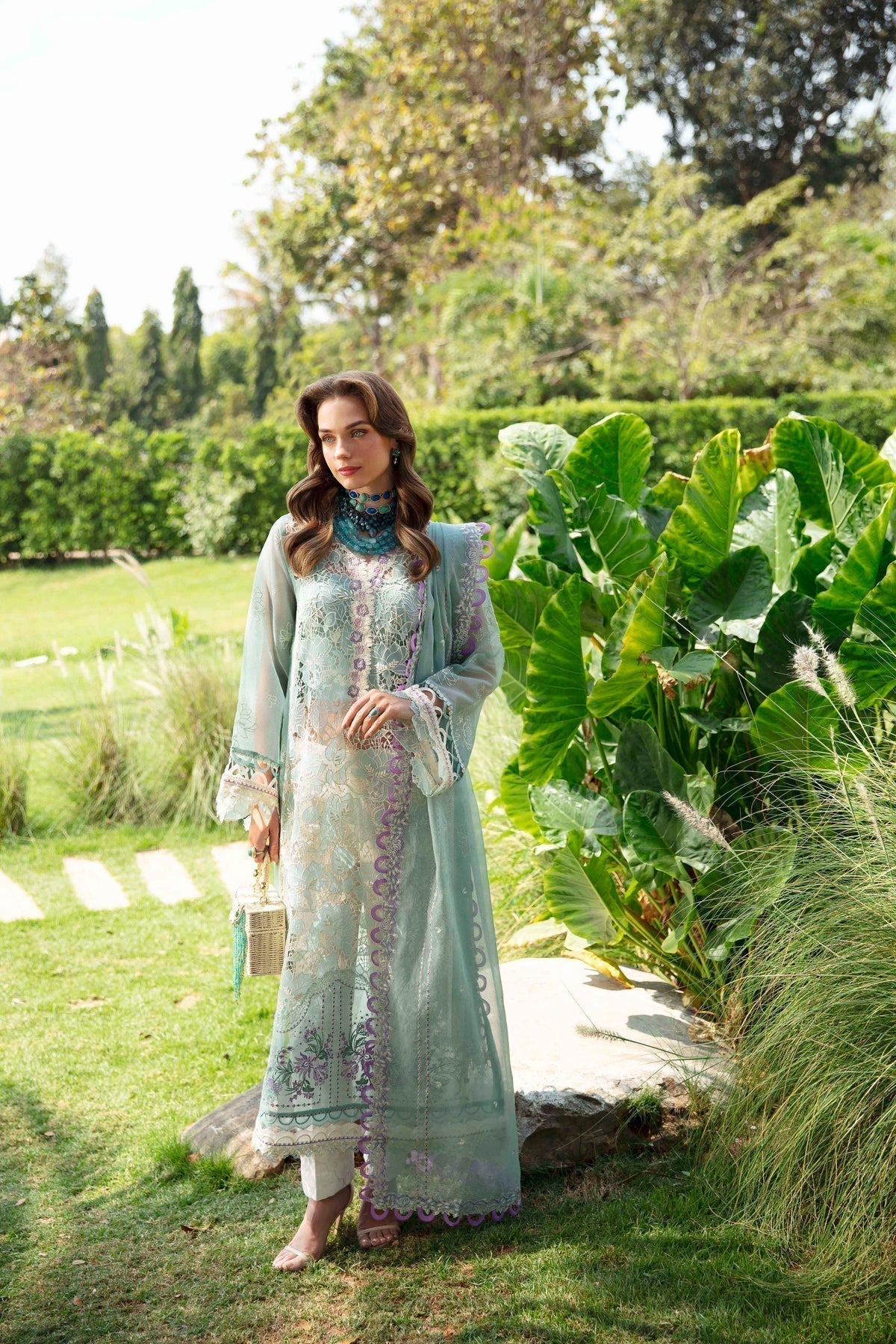 Sable Vogue | Luxury Lawn 24 | Afroz - by - Libasekhas UK - Registered Vendor of : Sable Vogue - 100% Original Designer Dresss