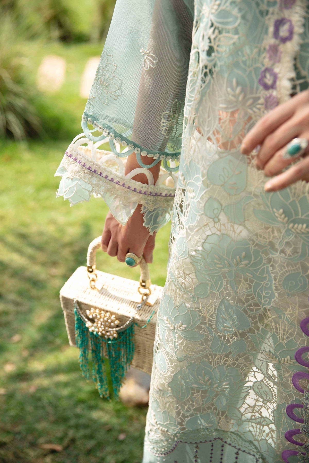 Sable Vogue | Luxury Lawn 24 | Afroz - by - Libasekhas UK - Registered Vendor of : Sable Vogue - 100% Original Designer Dresss