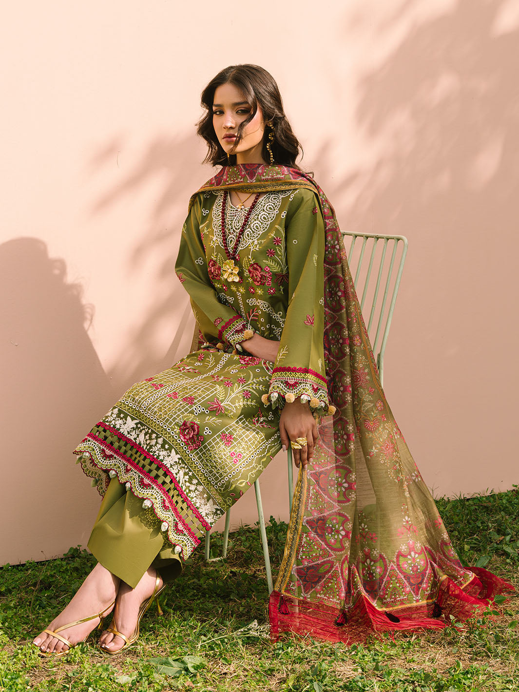 Mahnur | Dahlia Luxury Lawn 25 | Saage - by - Libasekhas UK - Registered Vendor of : Mahnur - 100% Original Designer Dresss