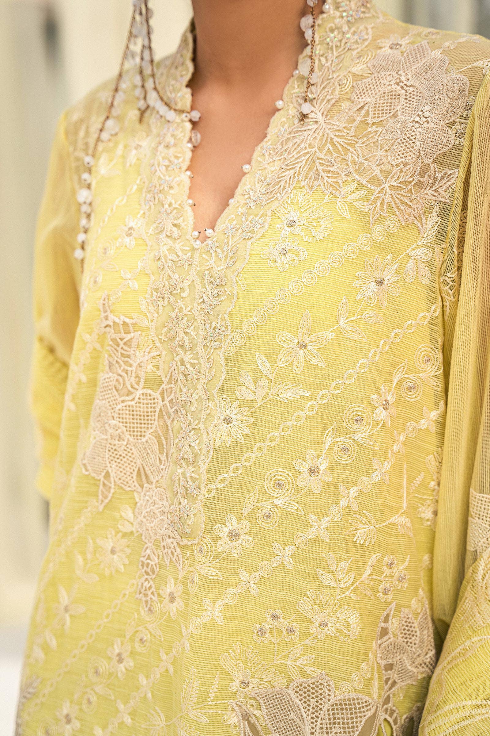 Sana Safinaz | Luxury Collection 24 | L241-010A-3CV - Libasekhas