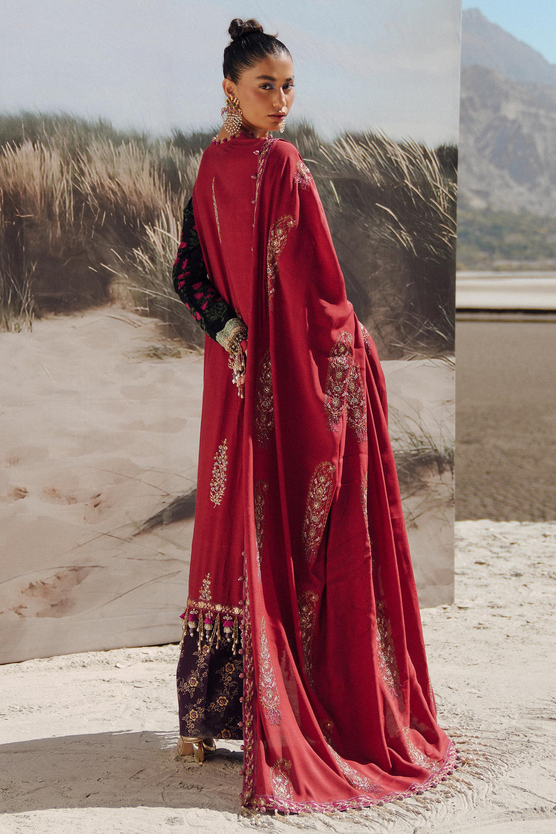 Sana Safinaz | Winter Shawl 24 | S241-002A-3CP - Libasekhas