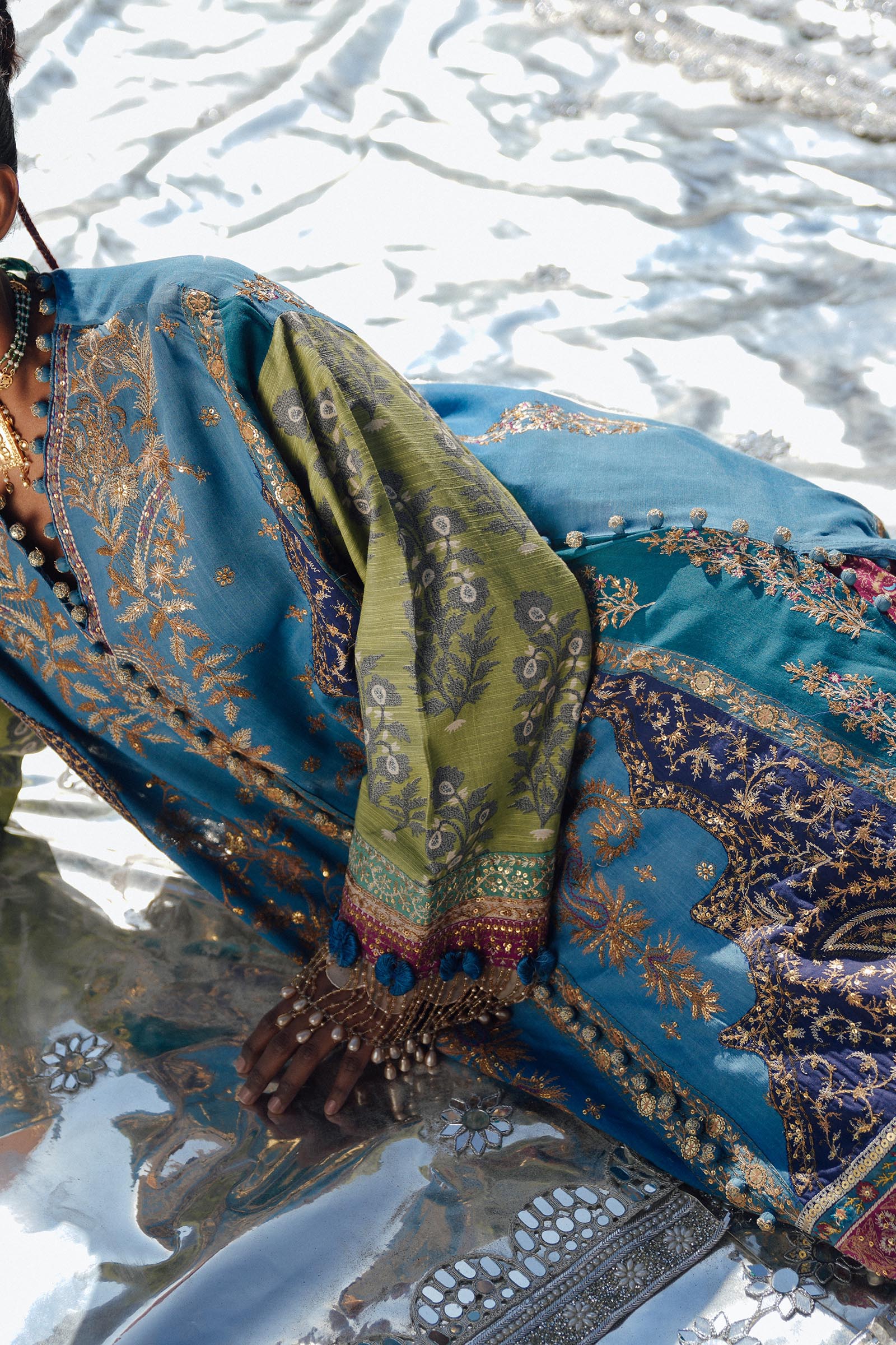 Sana Safinaz | Winter Shawl 24 | S241-002B-3CP - by - Libasekhas UK - Registered Vendor of : Sana Safinaz - 100% Original Designer Dresss