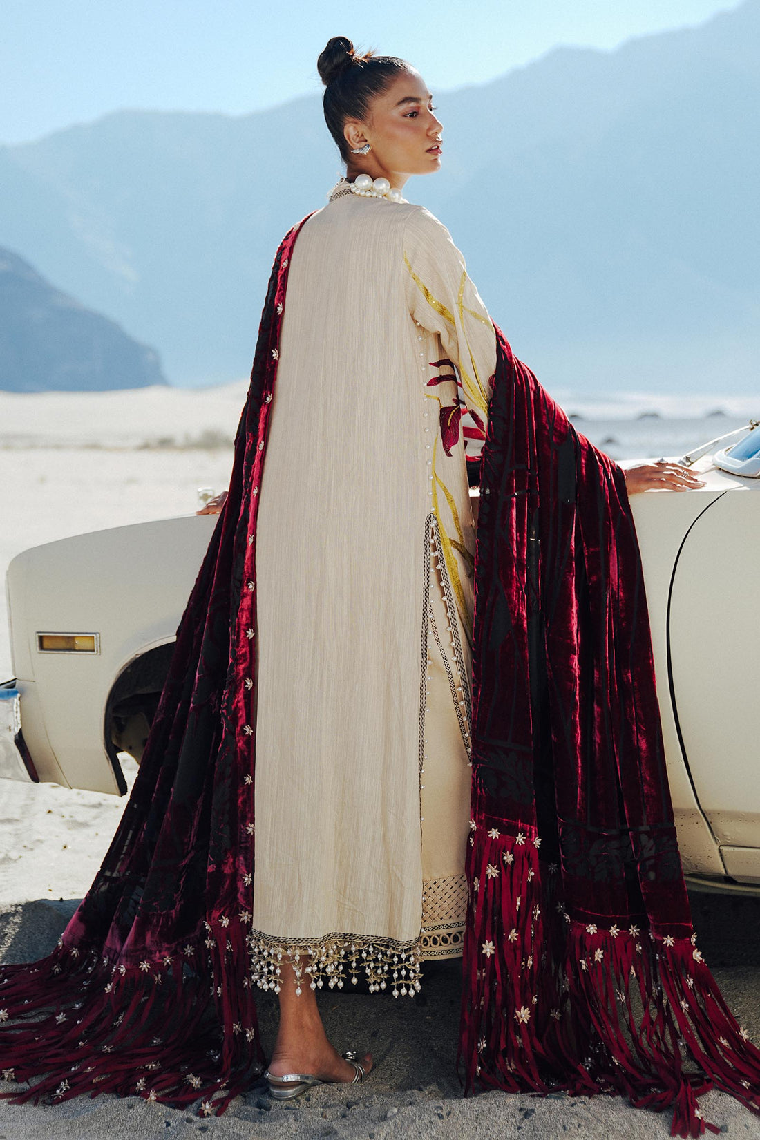 Sana Safinaz | Winter Shawl 24 | S241-003B-3CP - Libasekhas