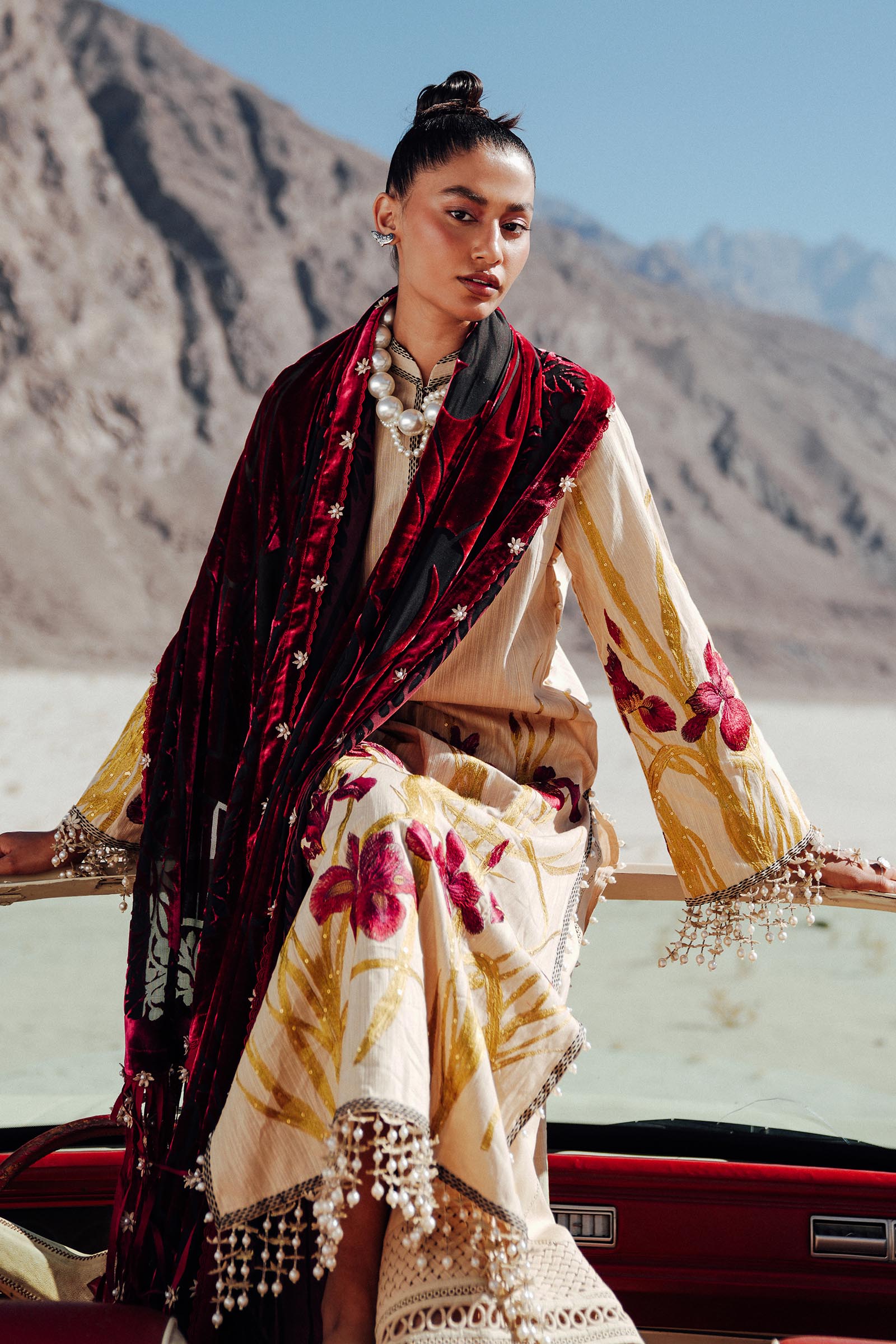 Sana Safinaz | Winter Shawl 24 | S241-003B-3CP - Libasekhas