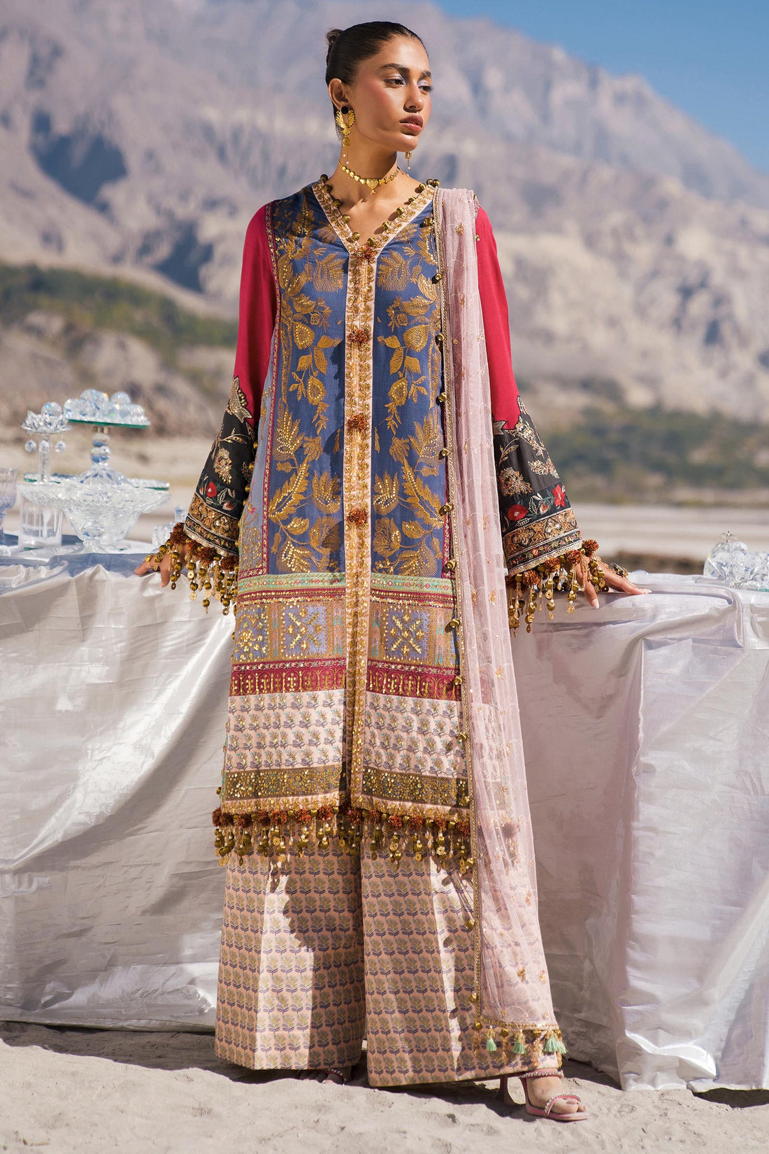 Sana Safinaz | Winter Shawl 24 | S241-004B-3CP - Libasekhas