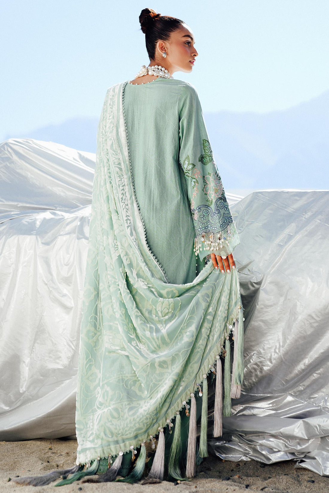 Sana Safinaz | Winter Shawl 24 | S241-005A-3CP - Libasekhas