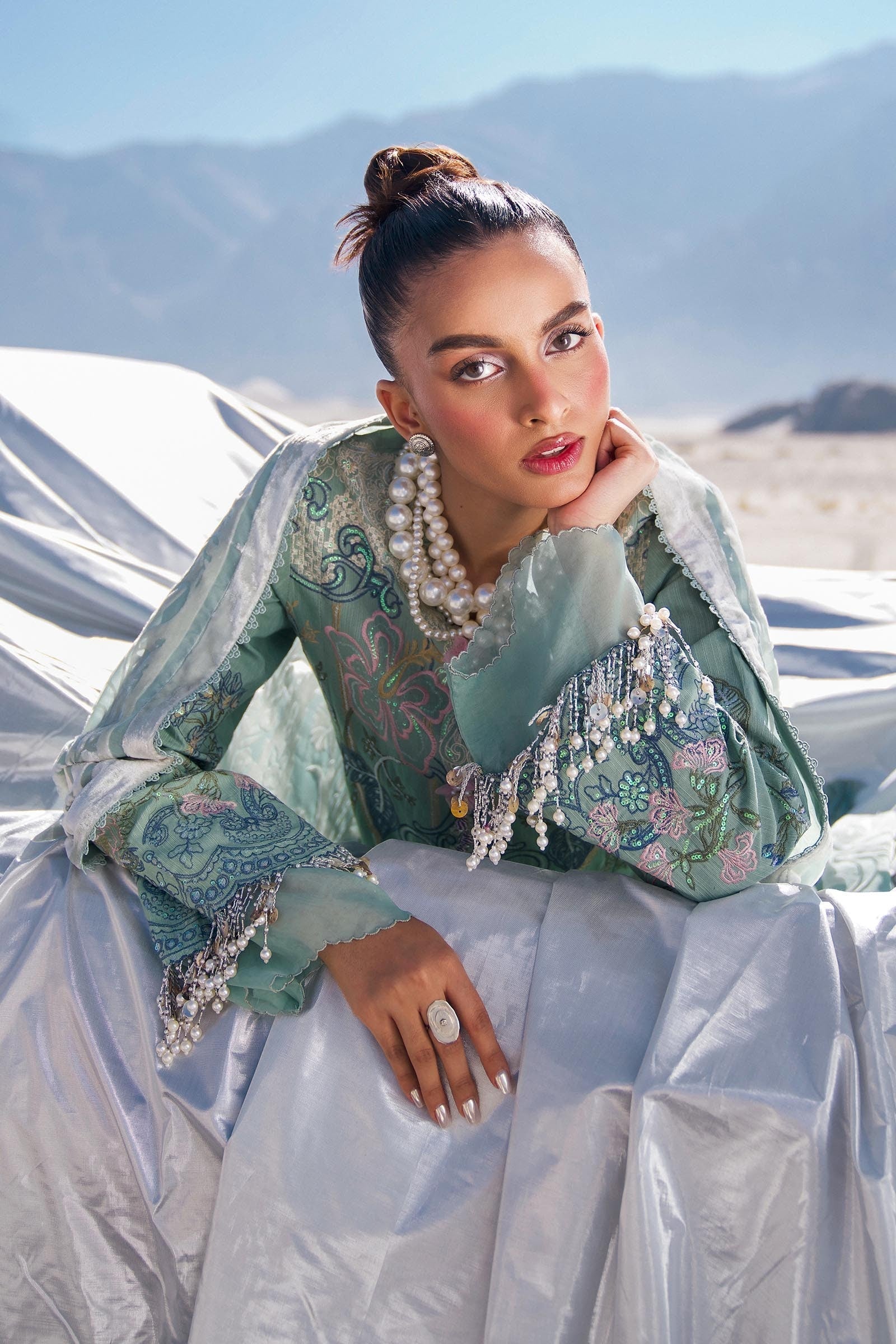 Sana Safinaz | Winter Shawl 24 | S241-005A-3CP - Libasekhas