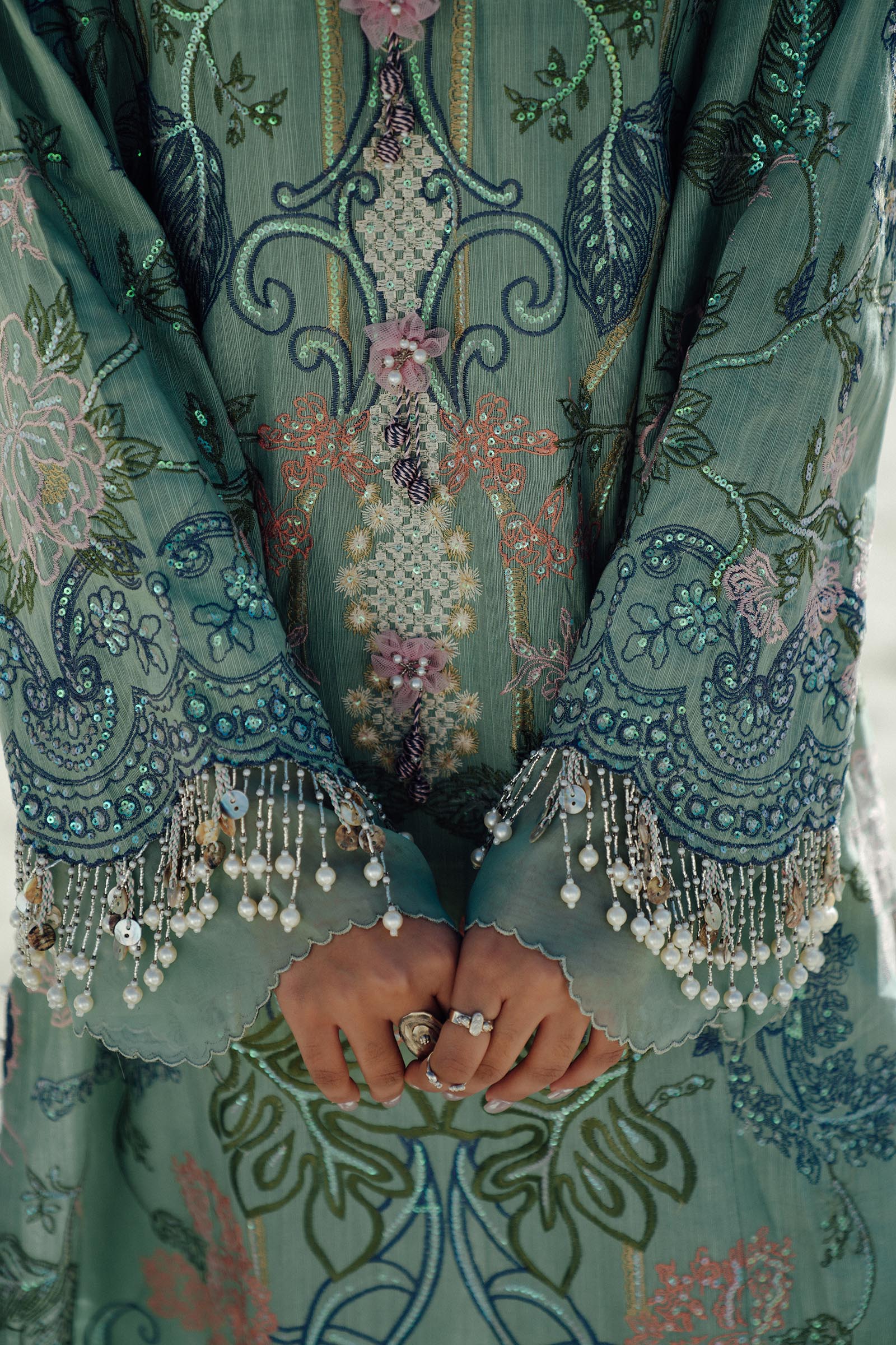 Sana Safinaz | Winter Shawl 24 | S241-005A-3CP - Libasekhas