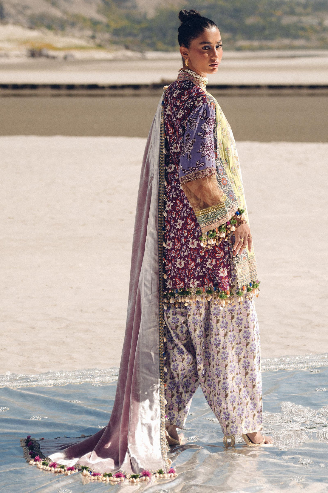 Sana Safinaz | Winter Shawl 24 | Velvet S241-006B-3CP - Libasekhas