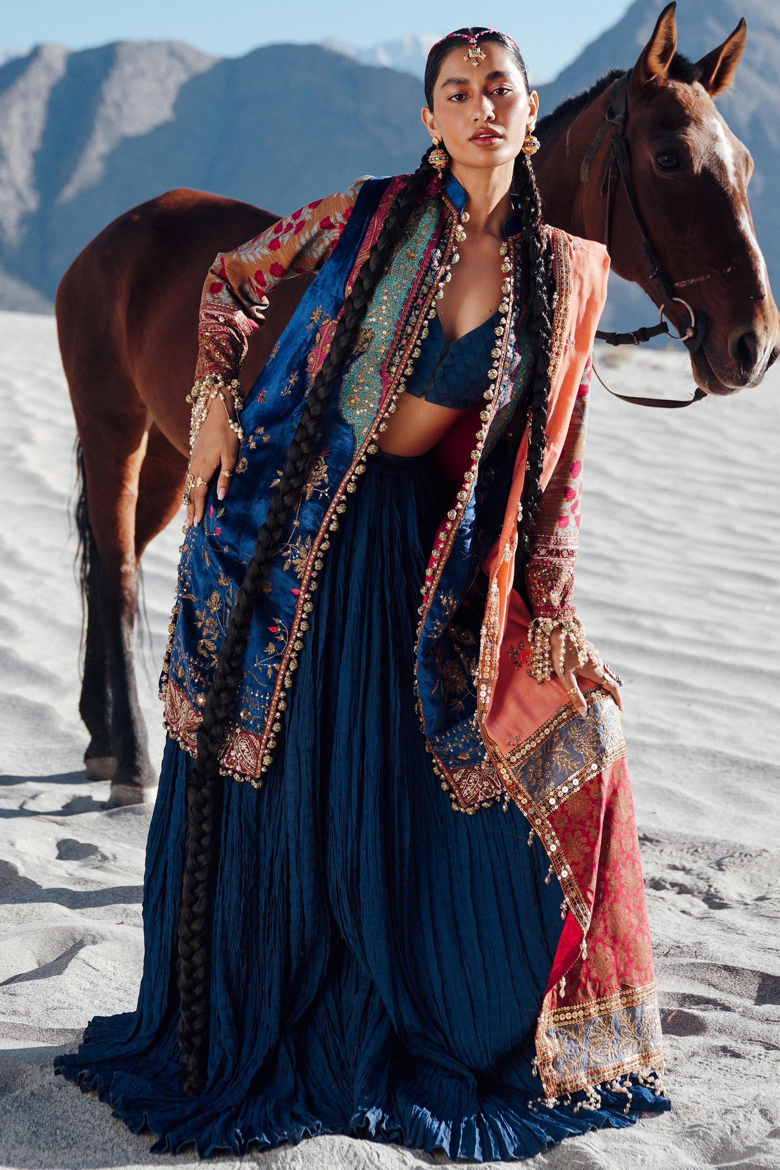 Sana Safinaz | Winter Shawl 24 | Velvet V241-001-3CP - Libasekhas