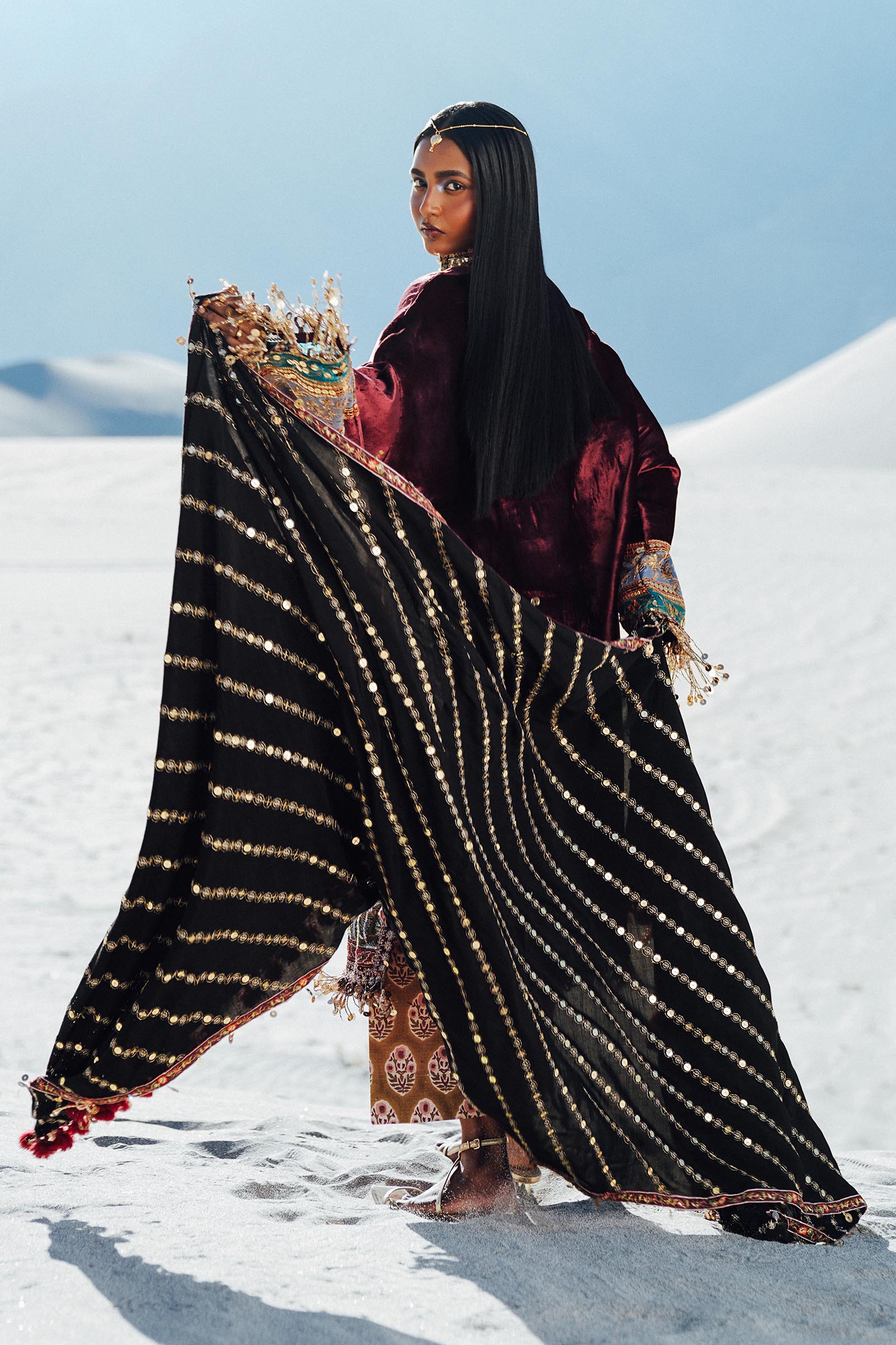 Sana Safinaz | Winter Shawl 24 | Velvet V241-002-3CP - Libasekhas